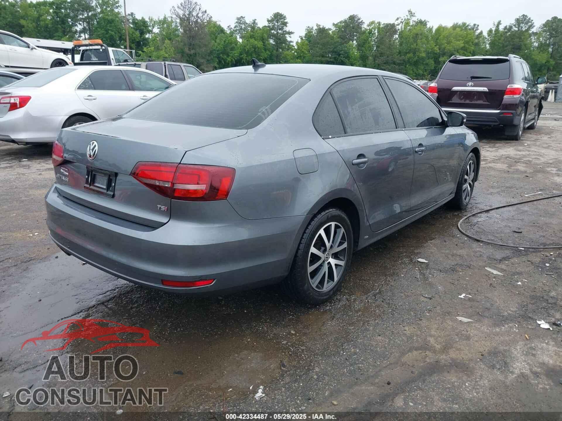 VOLKSWAGEN JETTA 2017 - 3VWDB7AJ6HM267760