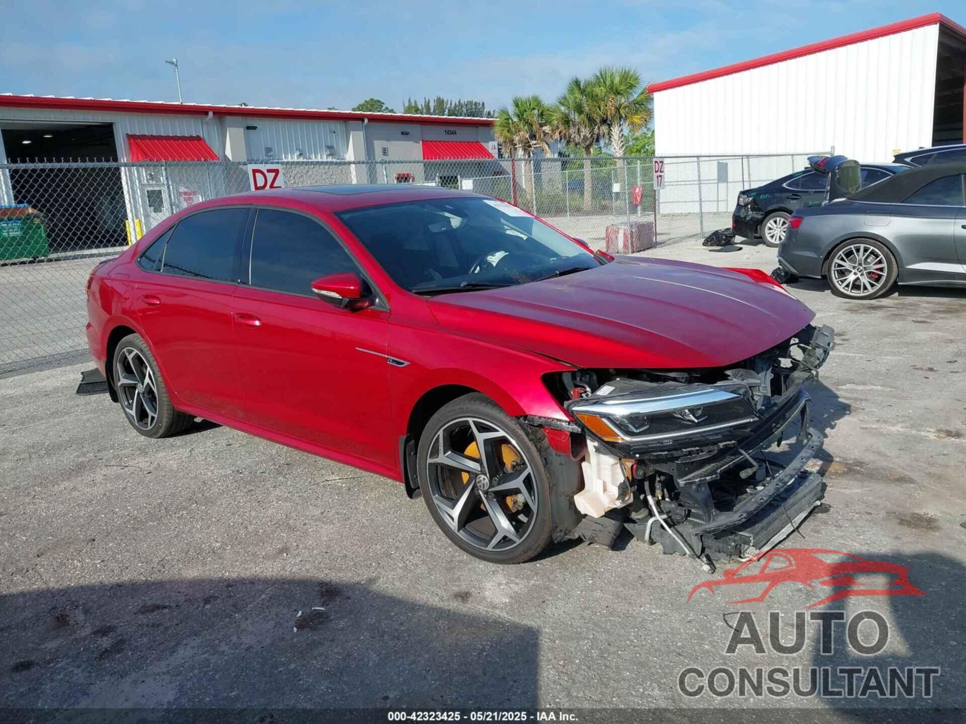 VOLKSWAGEN PASSAT 2020 - 1VWMA7A36LC020561