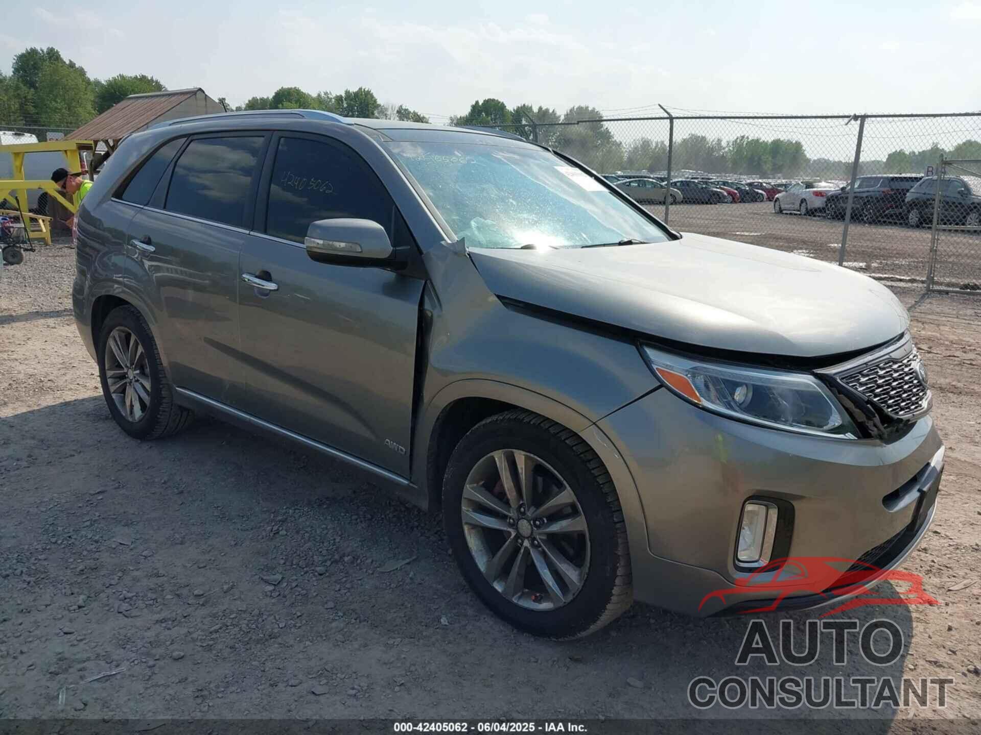KIA SORENTO 2015 - 5XYKWDA71FG582008