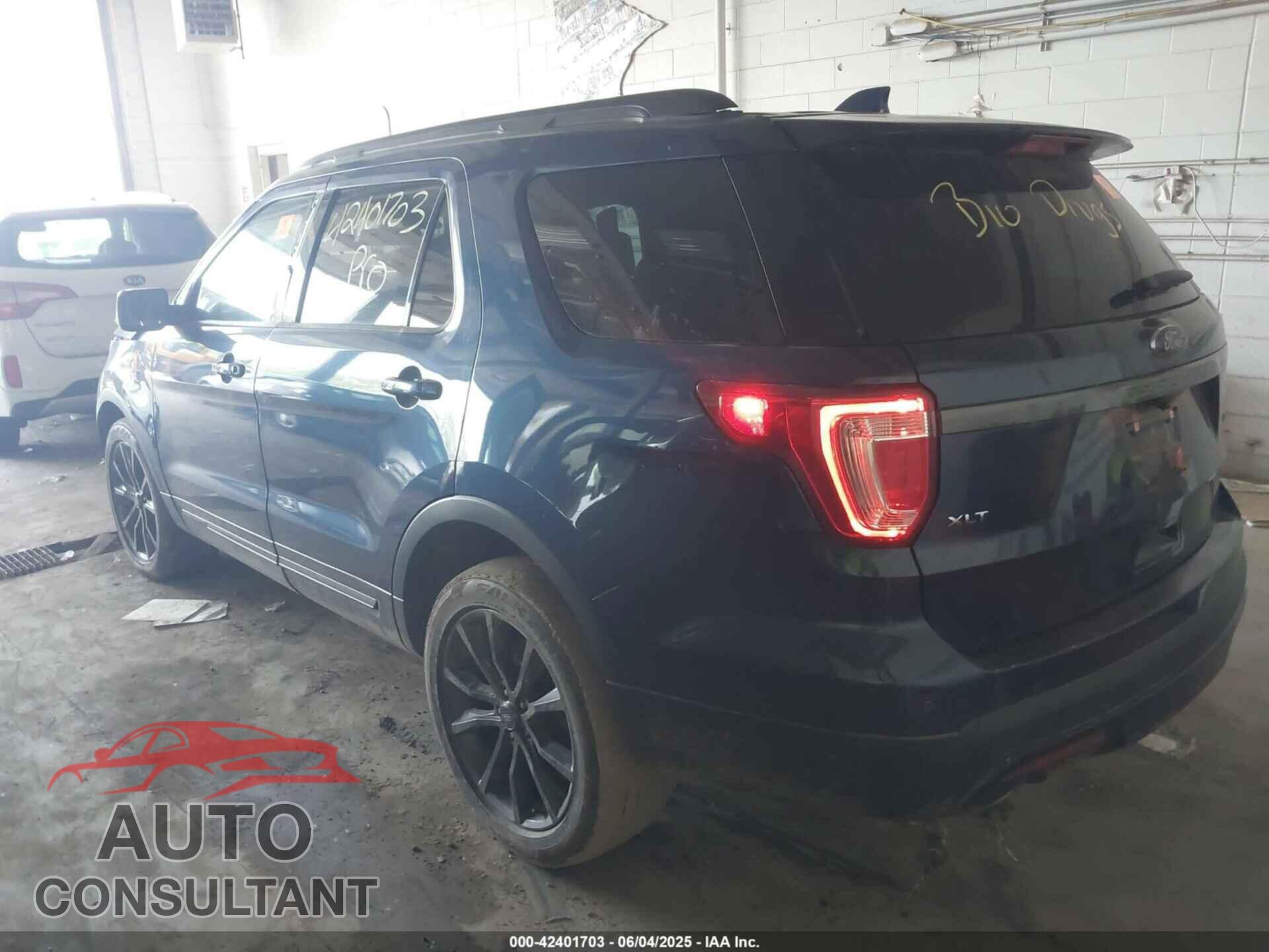FORD EXPLORER 2017 - 1FM5K8D88HGD19224
