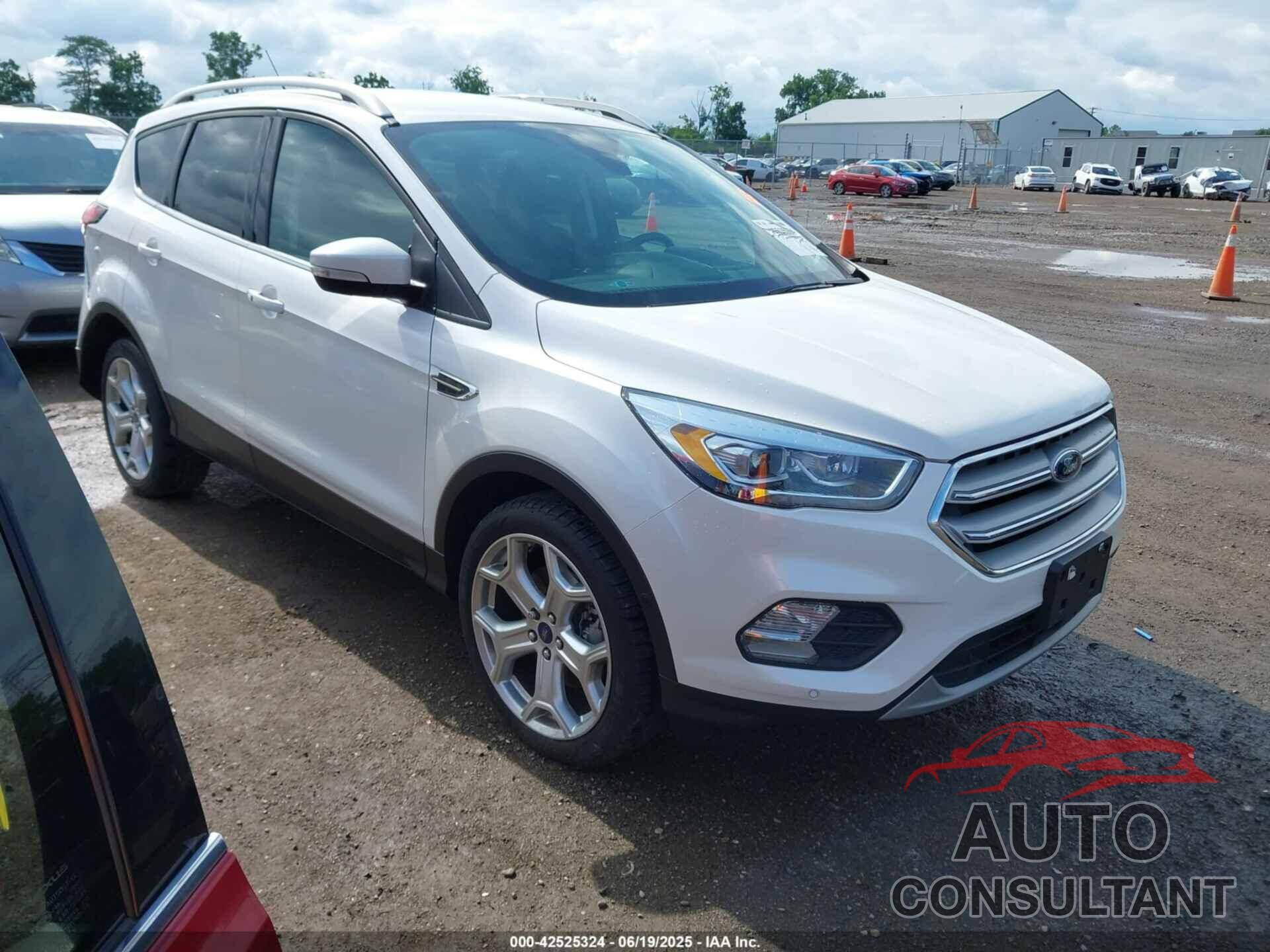 FORD ESCAPE 2019 - 1FMCU9J98KUA95238