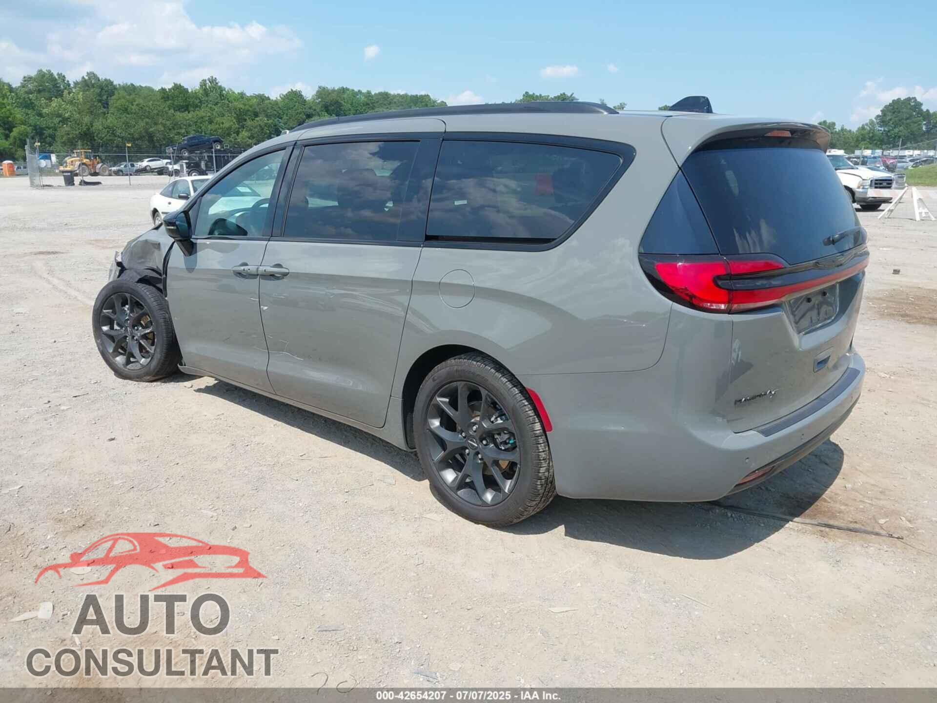 CHRYSLER PACIFICA 2024 - 2C4RC1BG7RR199615