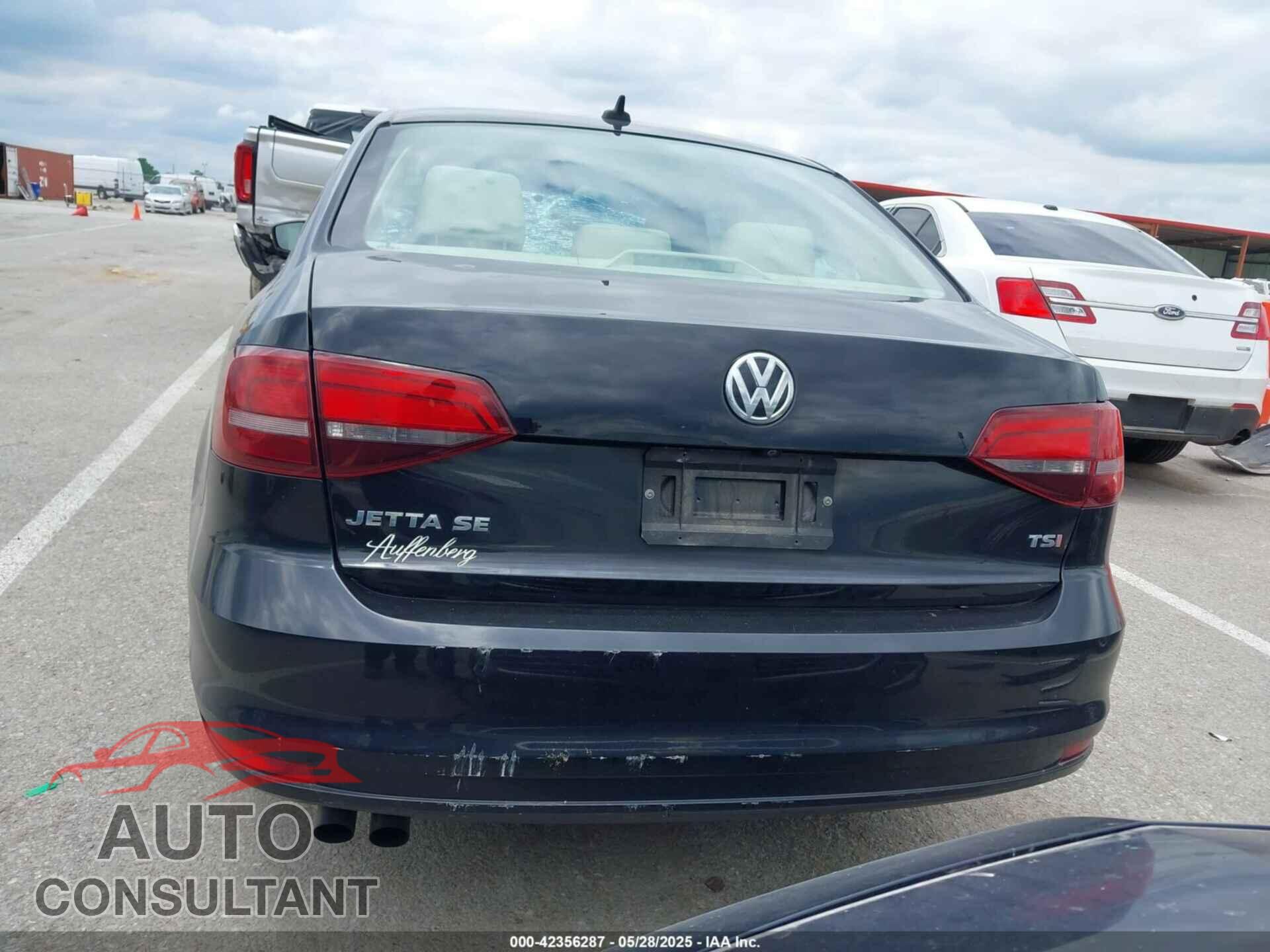 VOLKSWAGEN JETTA 2017 - 3VWDB7AJ2HM206485