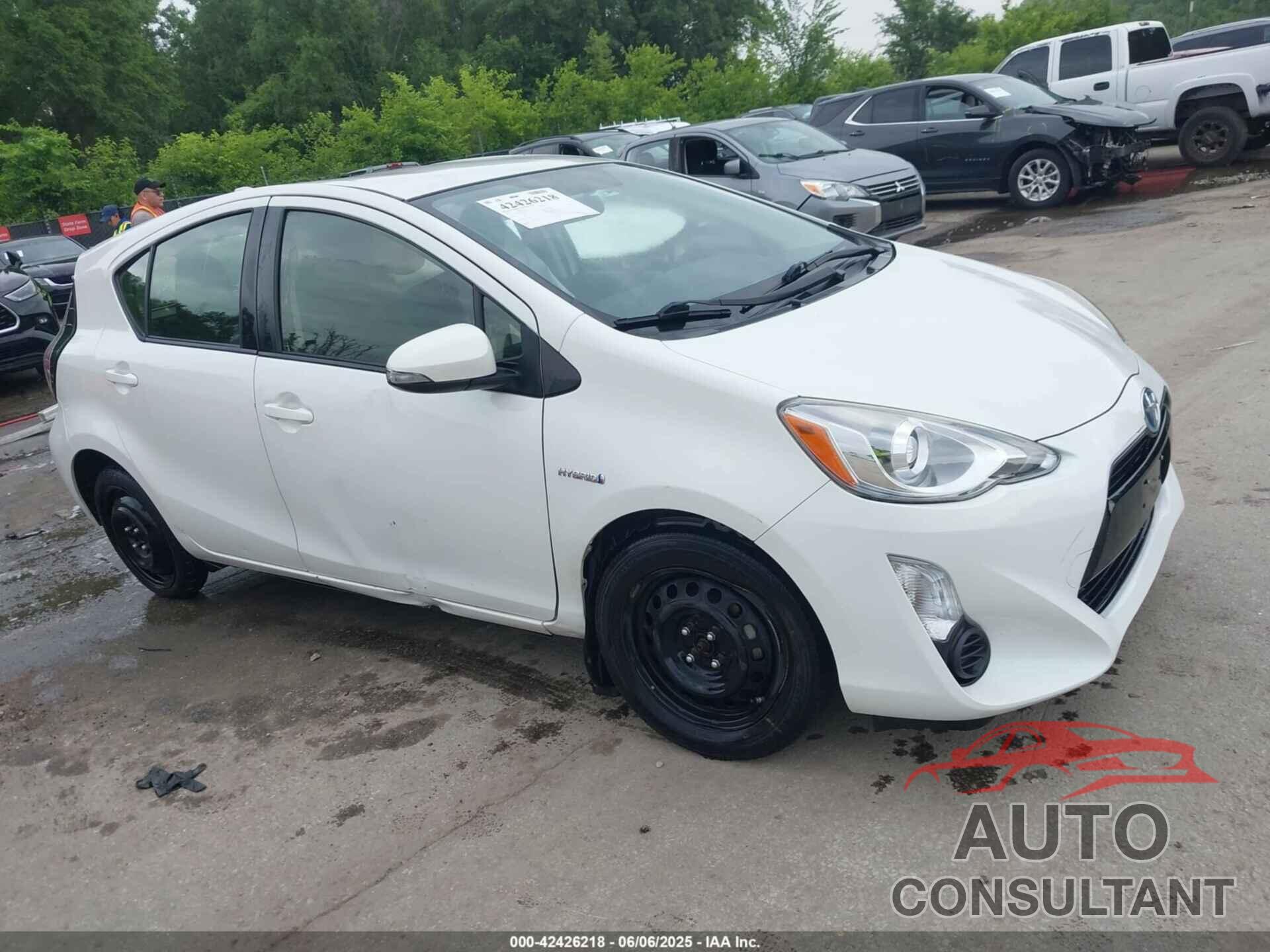 TOYOTA PRIUS C 2015 - JTDKDTB37F1587337