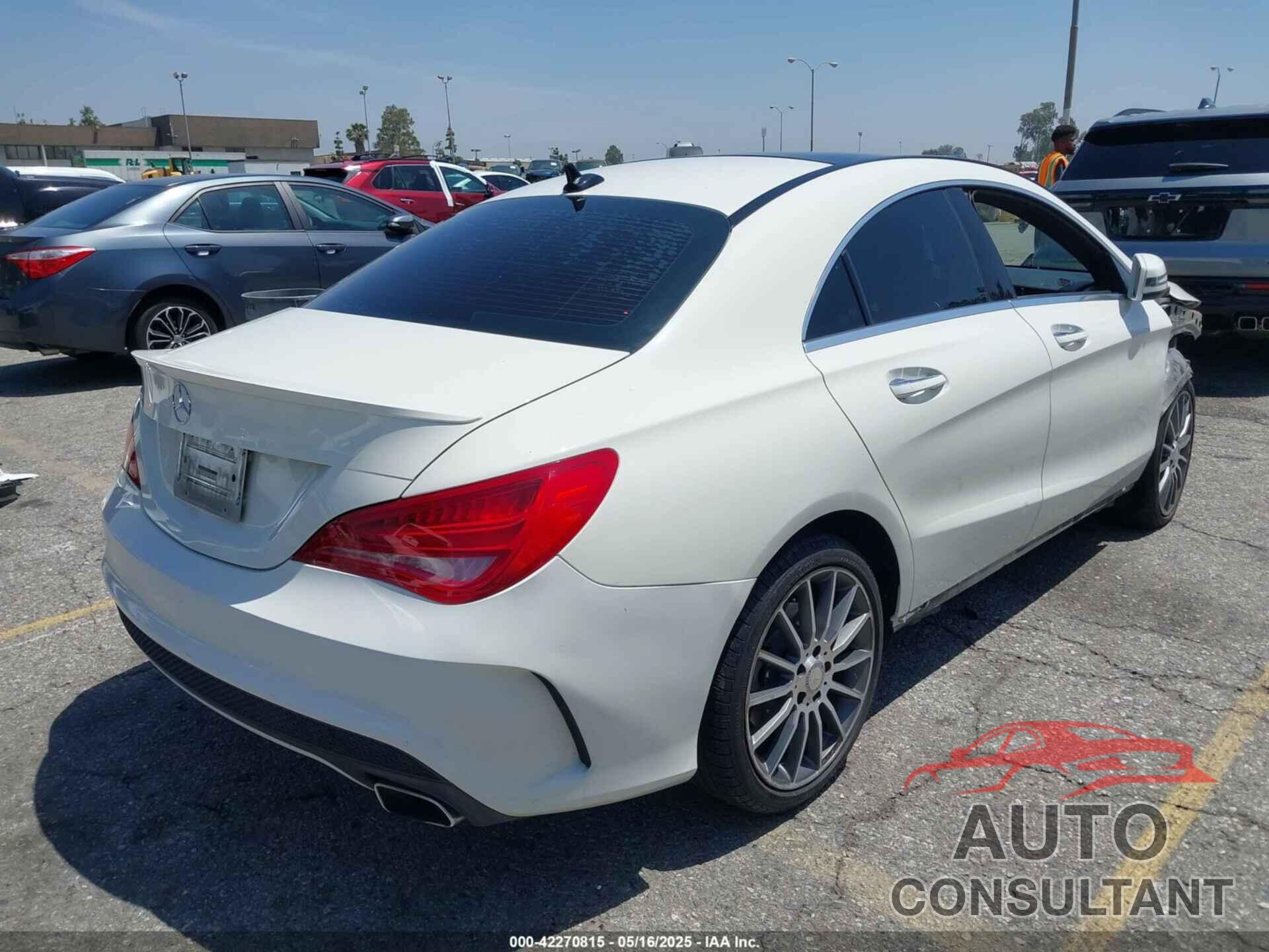 MERCEDES-BENZ CLA 250 2016 - WDDSJ4EB2GN333956