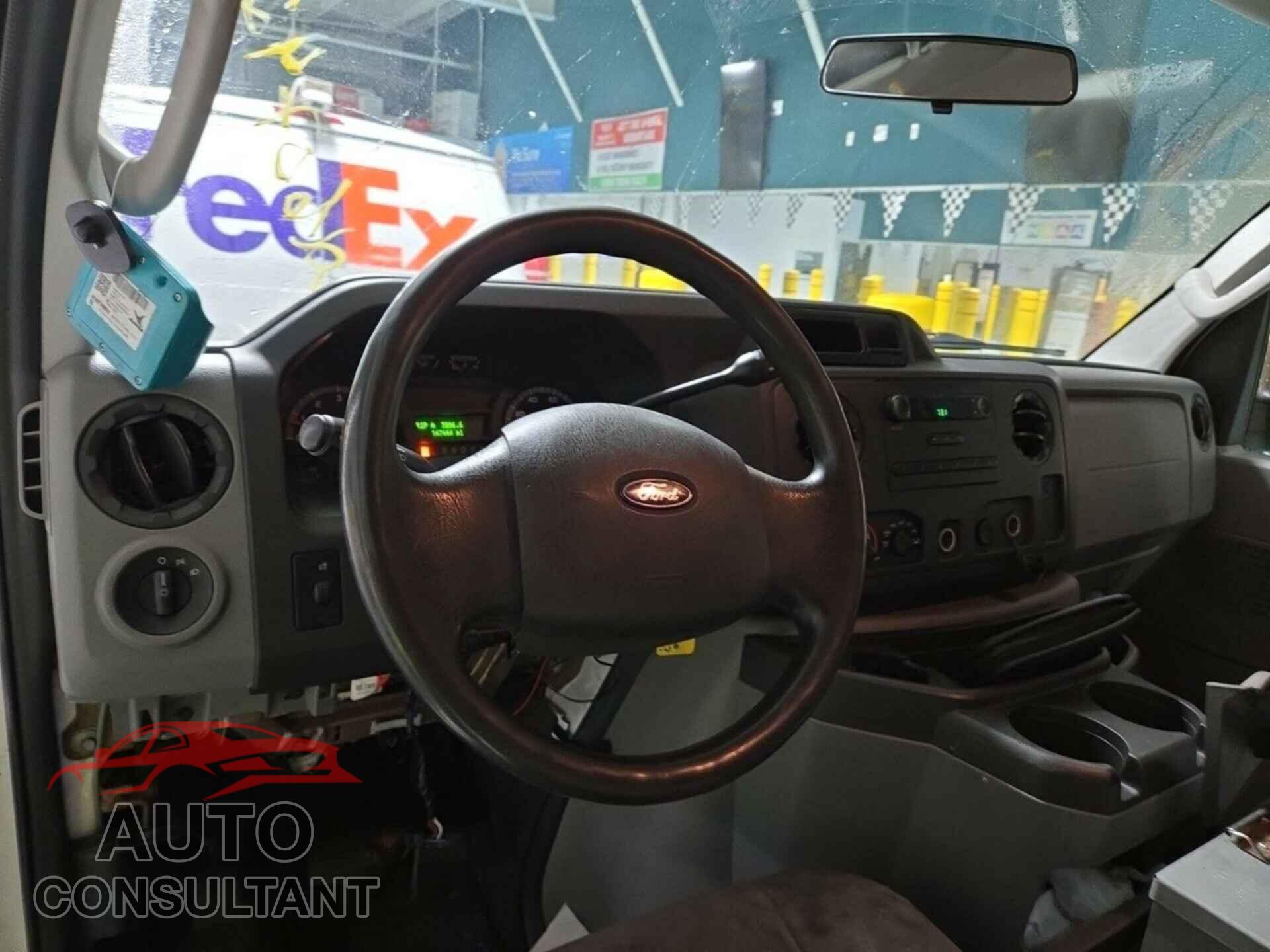 FORD ECONOLINE 2010 - 1FTNE2EL3ADA10330