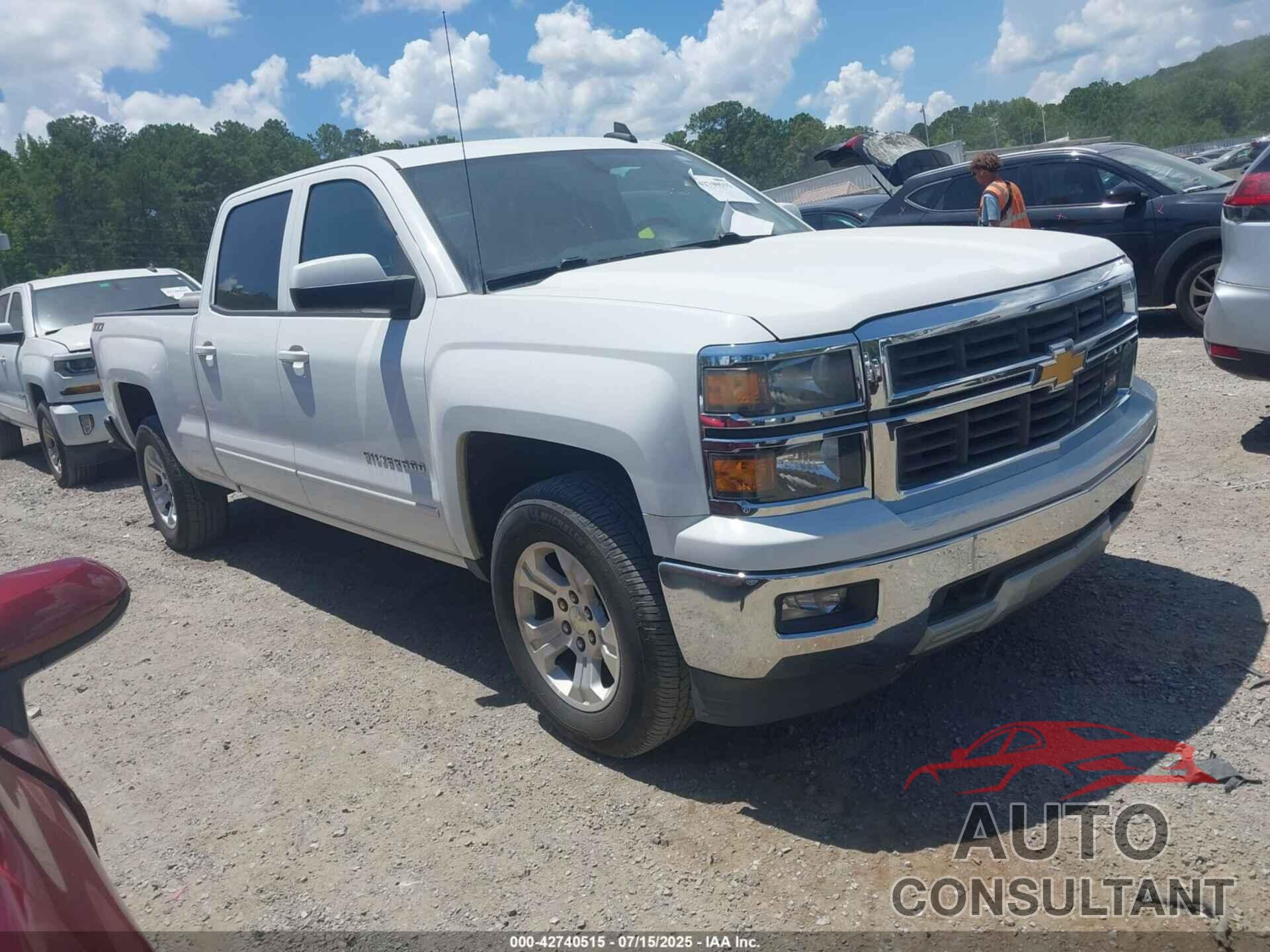 CHEVROLET SILVERADO 1500 2015 - 1GCUKREC2FF203769