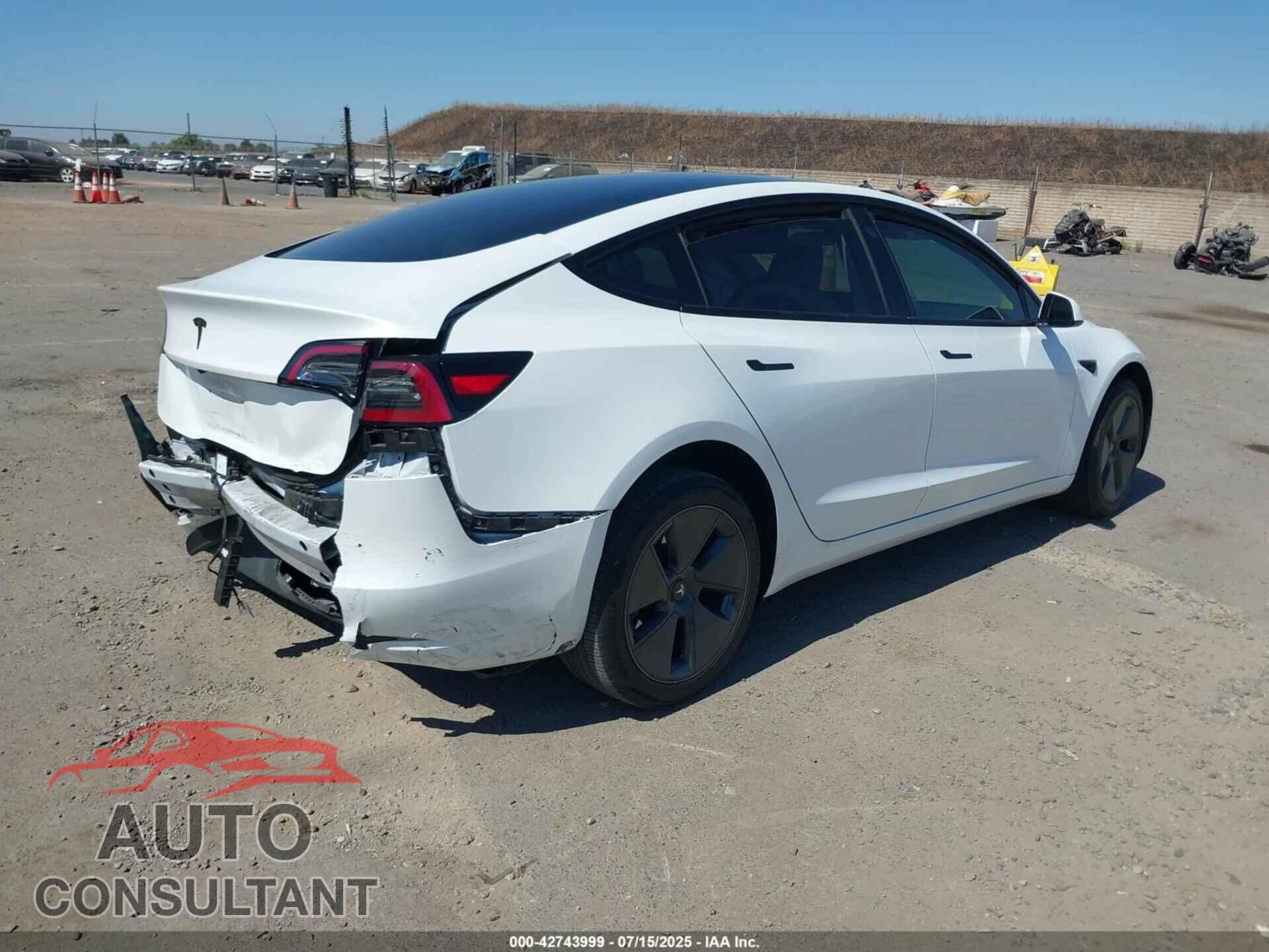 TESLA MODEL 3 2023 - 5YJ3E1EA8PF625103