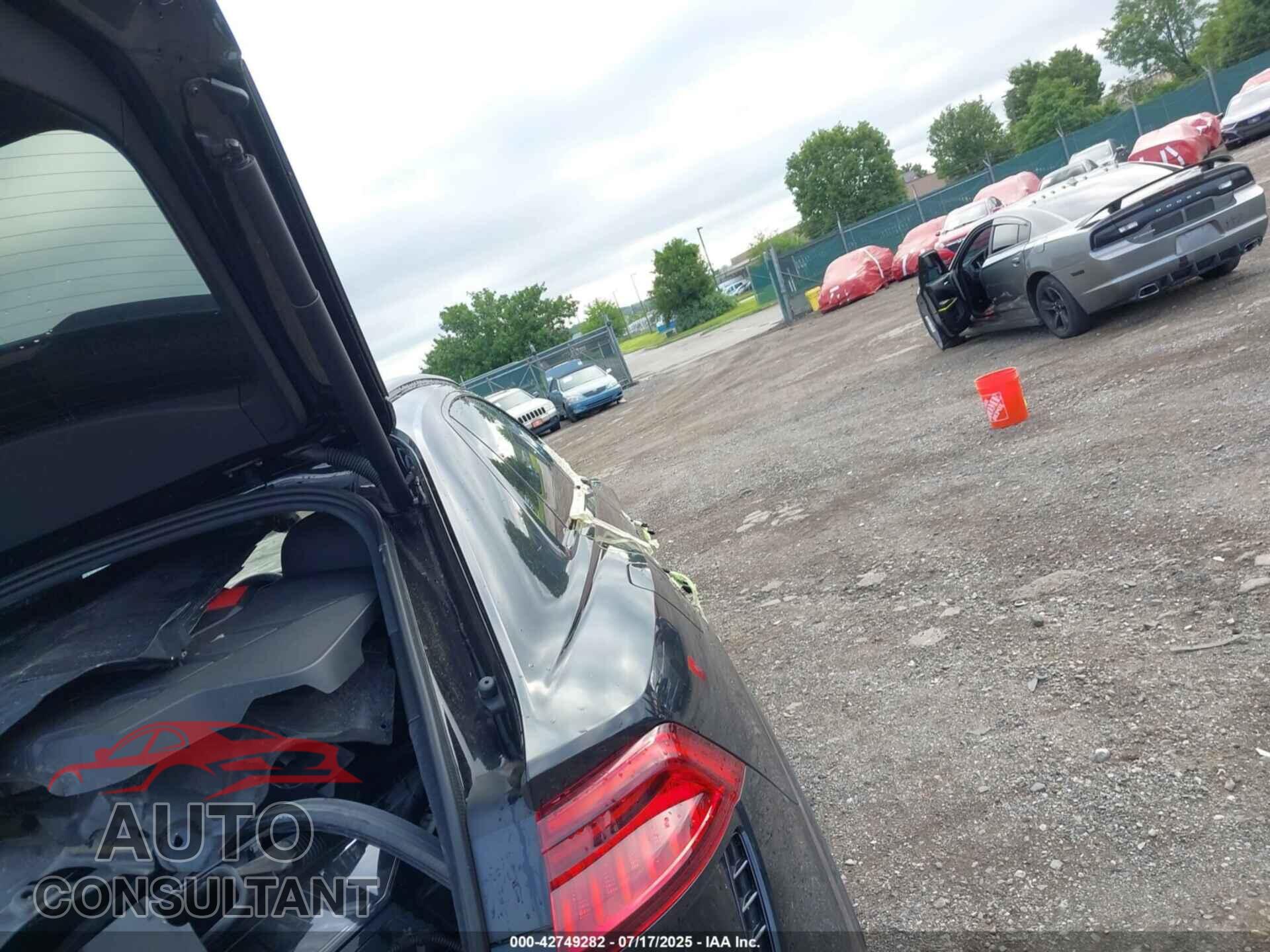 AUDI RS Q8 2024 - WU1ARBF19RD004014