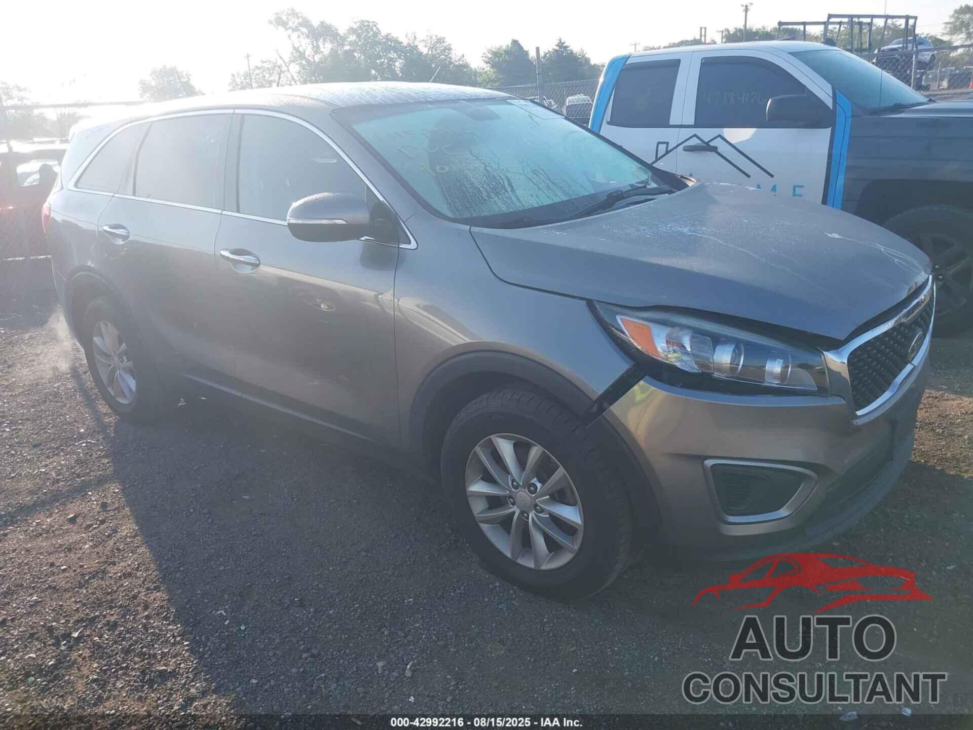 KIA SORENTO 2016 - 5XYPG4A32GG117402