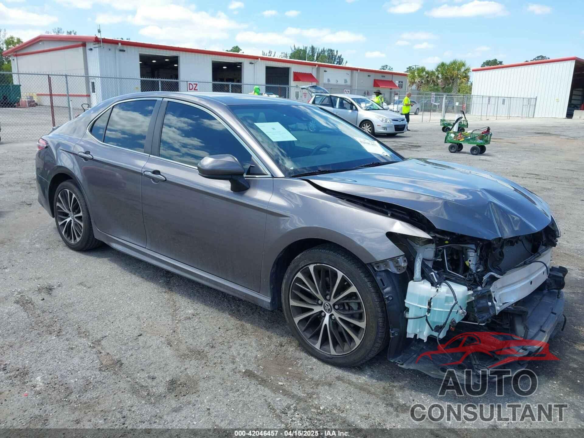 TOYOTA CAMRY 2020 - 4T1G11AK3LU330483