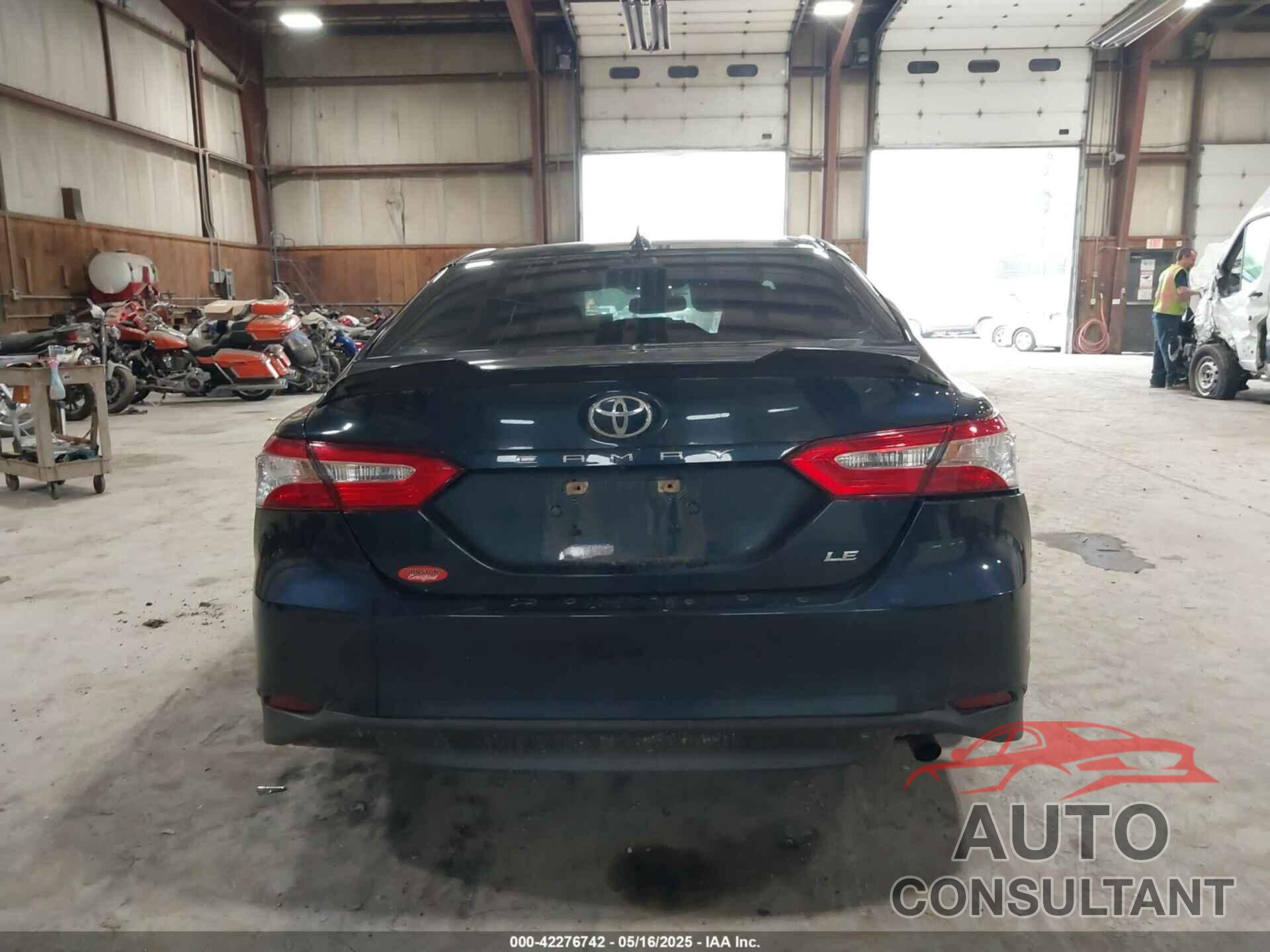 TOYOTA CAMRY 2019 - 4T1B11HK8KU709218