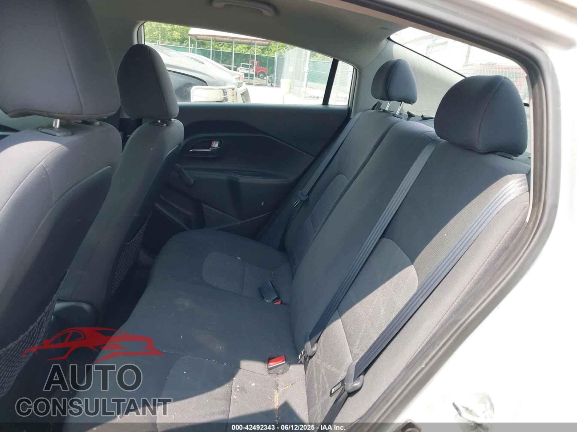 KIA RIO 2012 - KNADM4A30C6057559