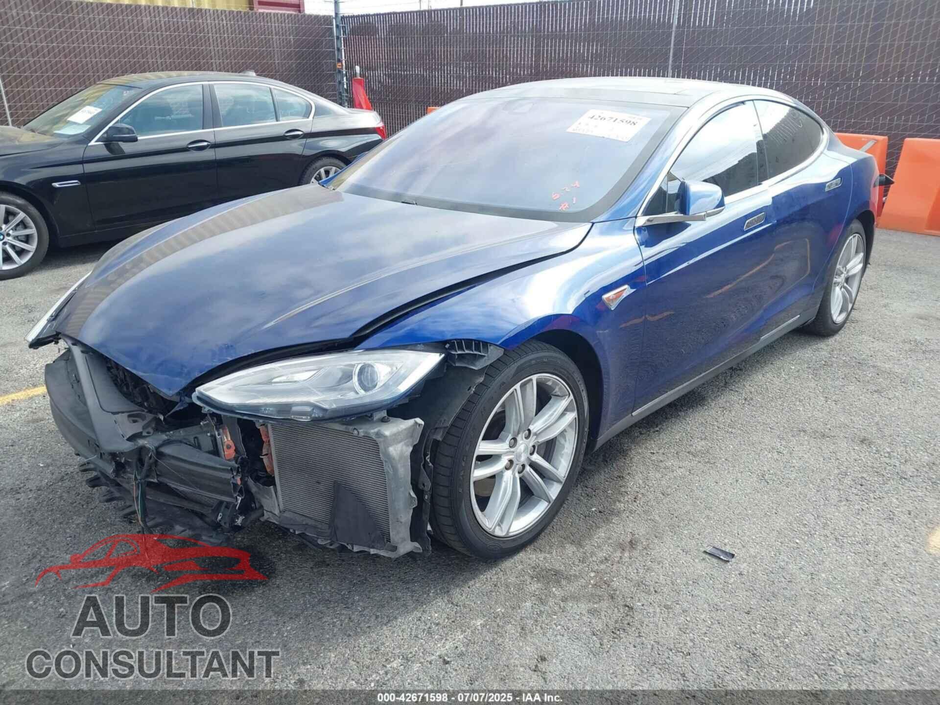 TESLA MODEL S 2016 - 5YJSA1E16GF129921