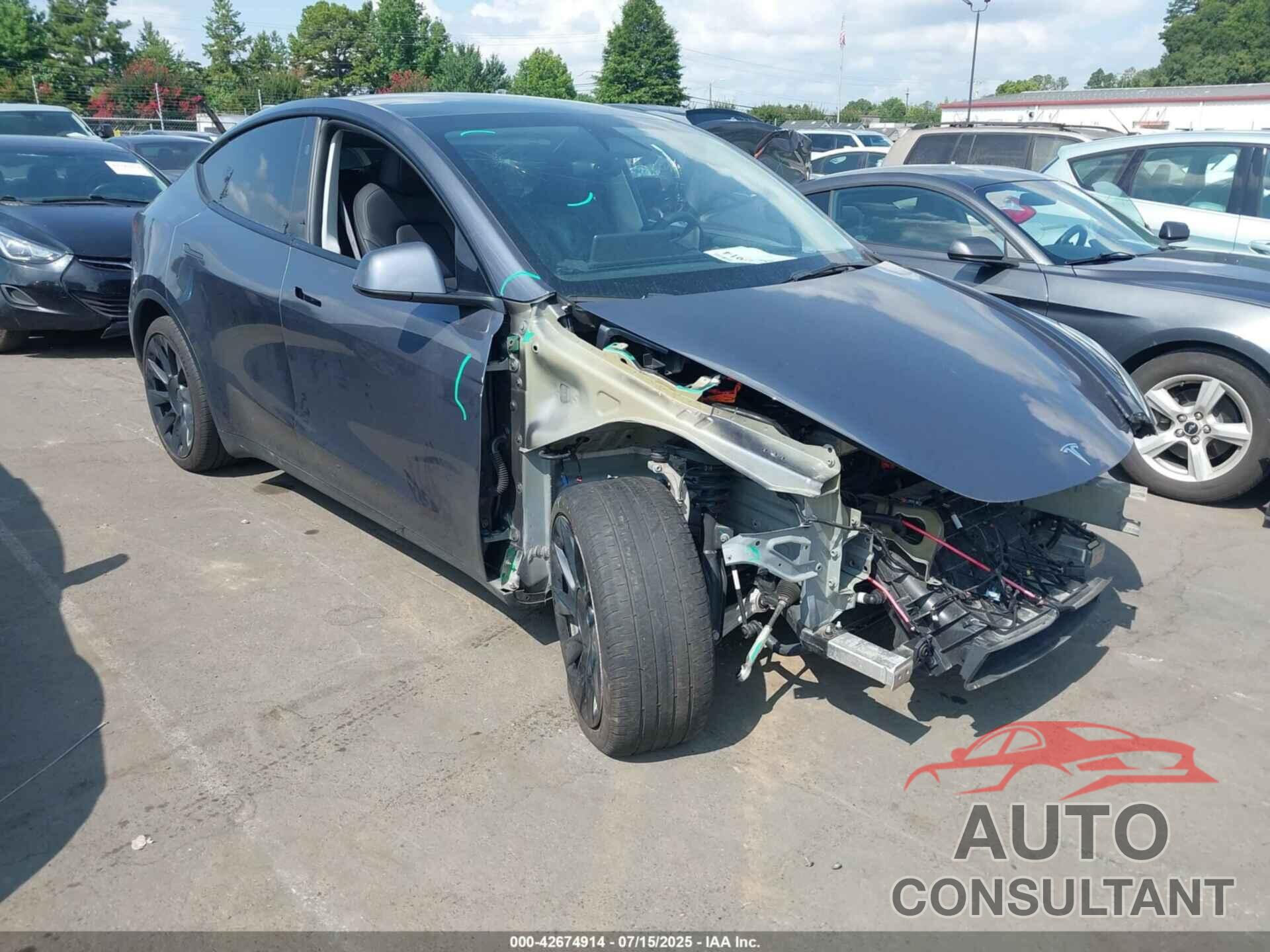 TESLA MODEL Y 2023 - 7SAYGDEE6PF791112