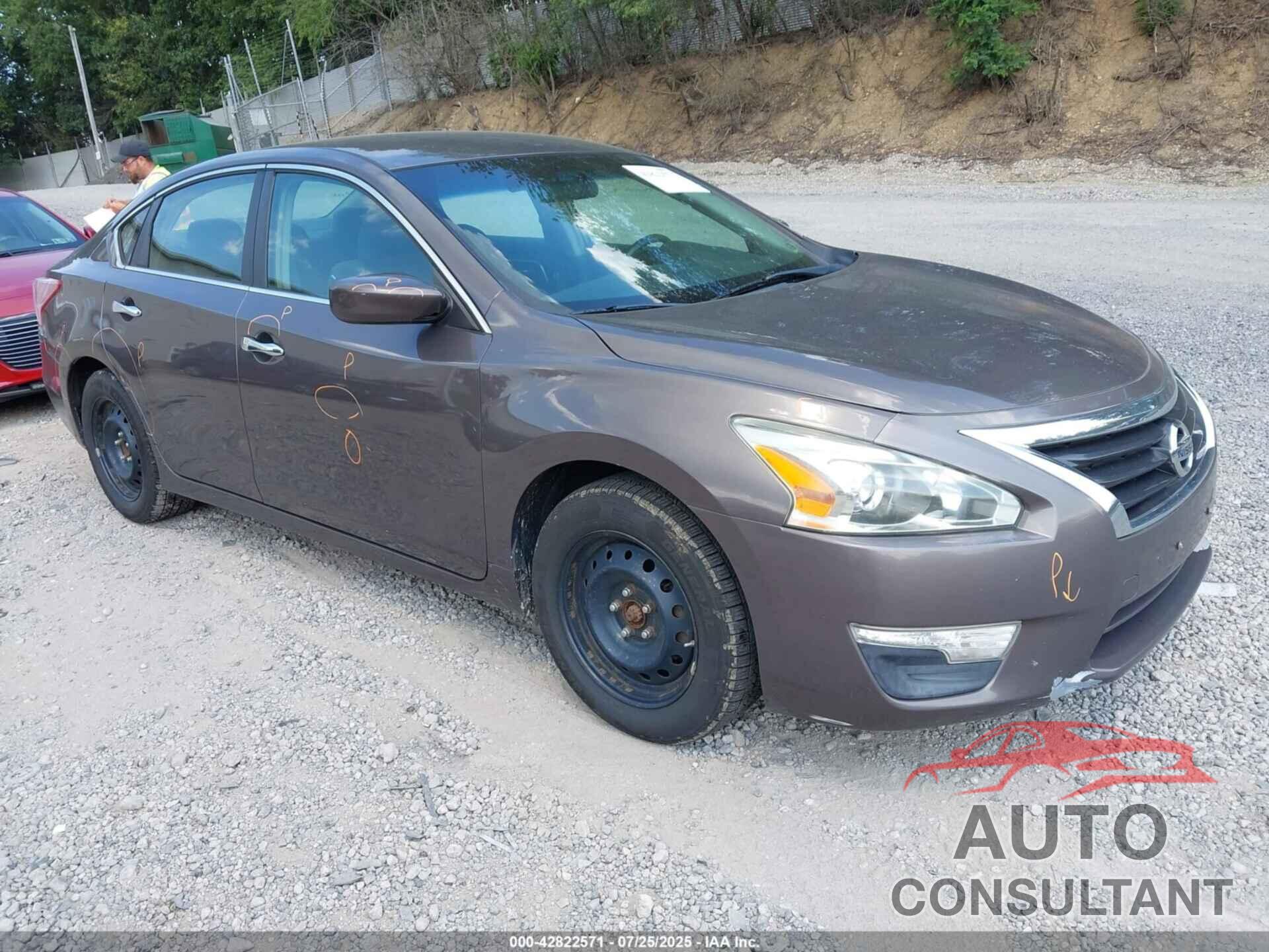 NISSAN ALTIMA 2013 - 1N4AL3AP1DC911019