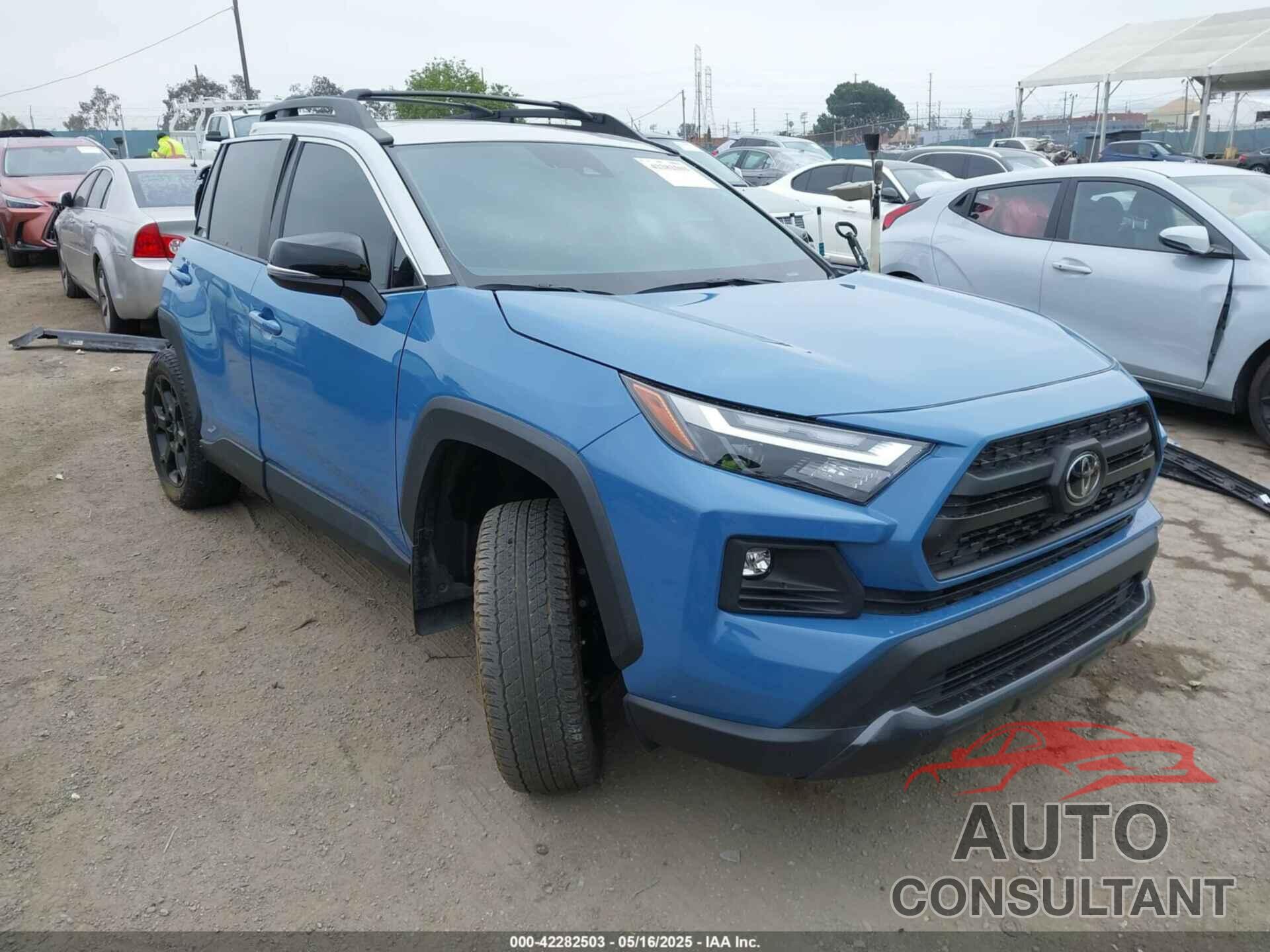 TOYOTA RAV4 2024 - 2T3S1RFV4RW425470