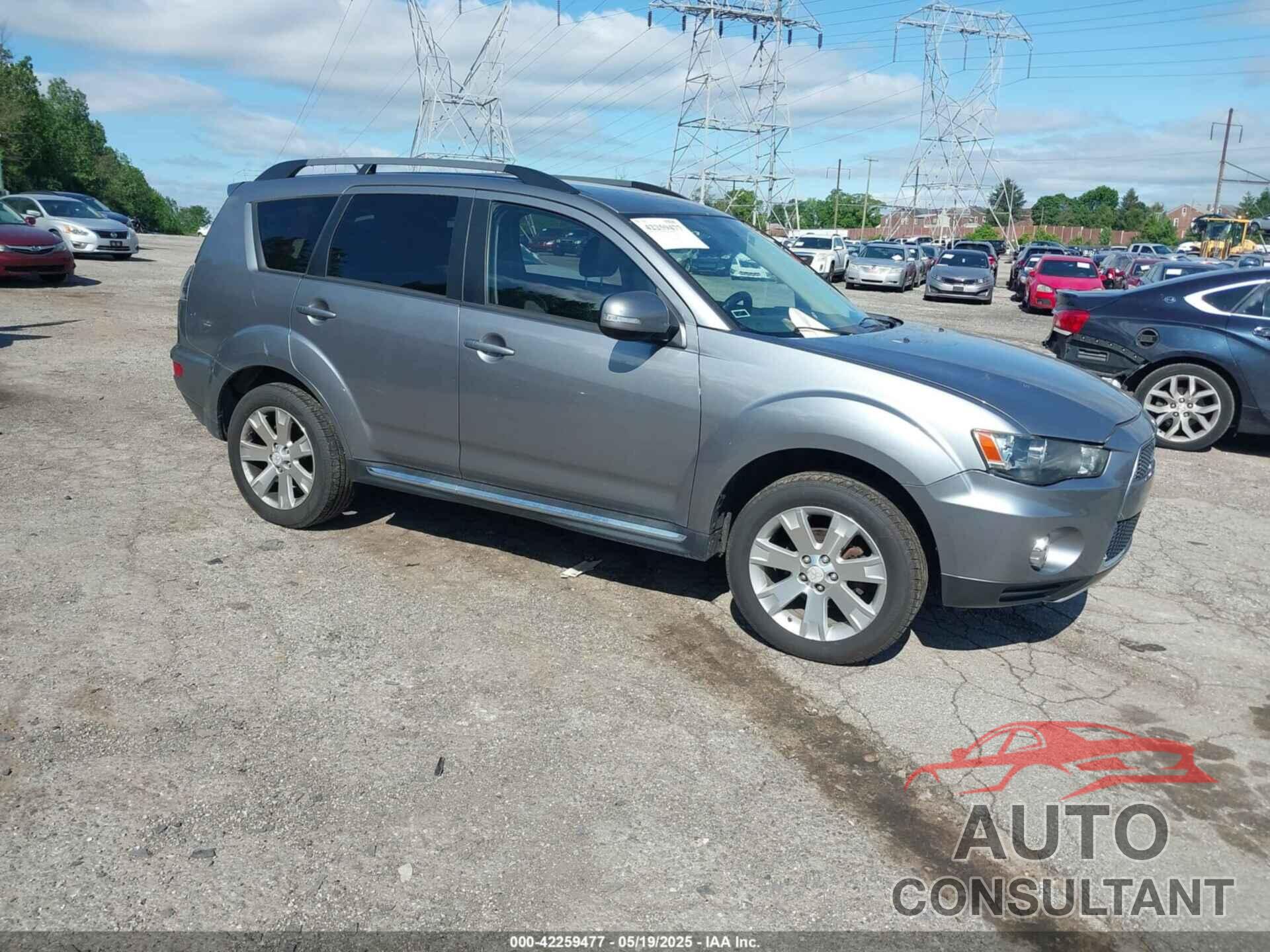 MITSUBISHI OUTLANDER 2013 - JA4JT3AW3DU020395
