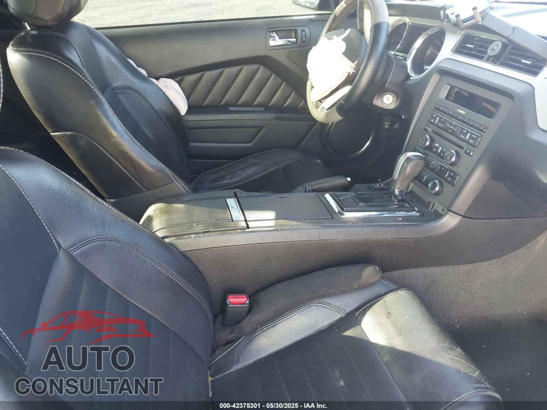 FORD MUSTANG 2014 - 1ZVBP8CF4E5246348
