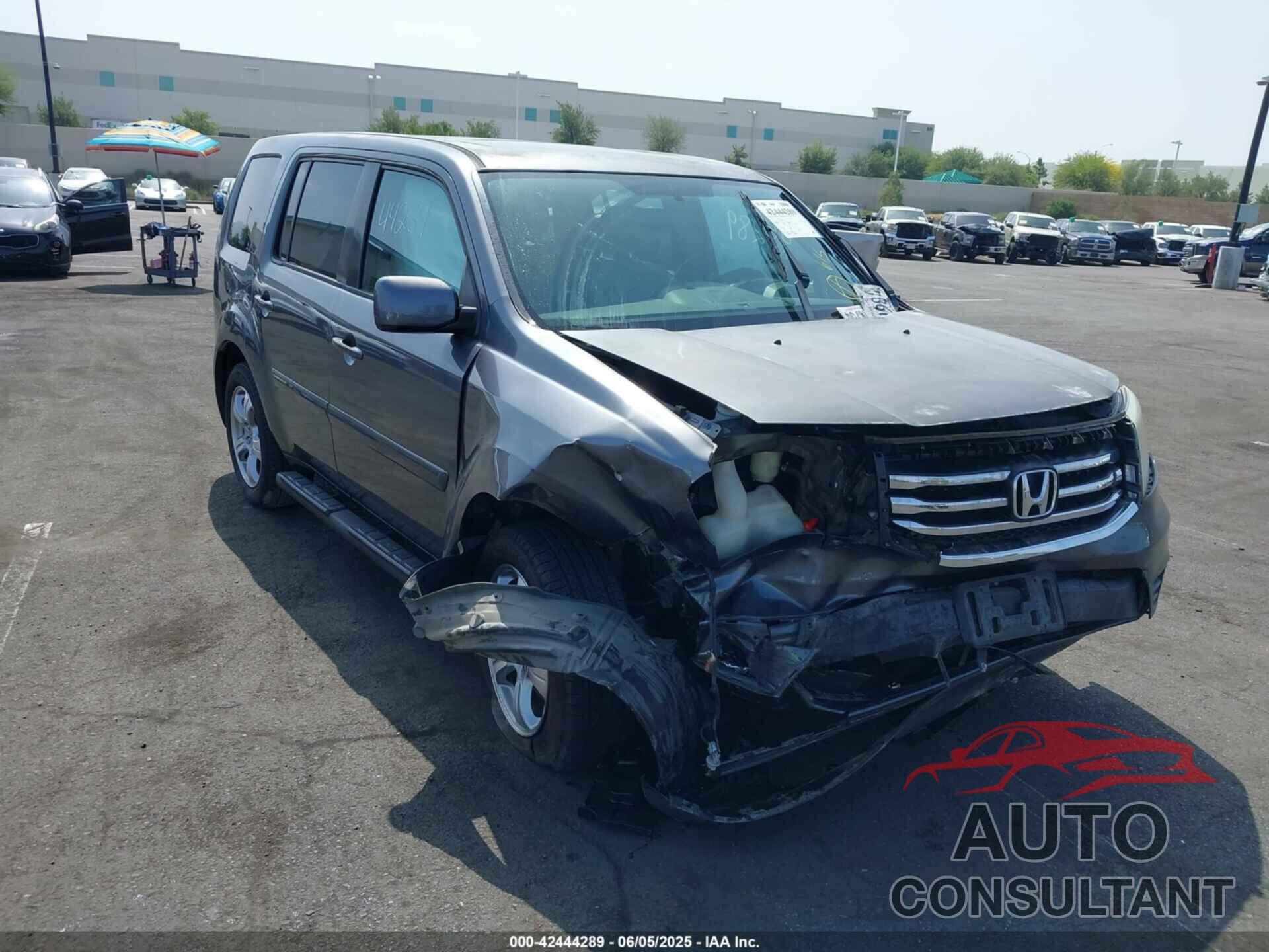 HONDA PILOT 2015 - 5FNYF3H50FB004689