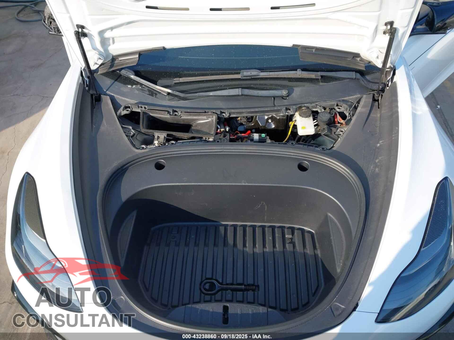 TESLA MODEL 3 2023 - 5YJ3E1EA9PF383065
