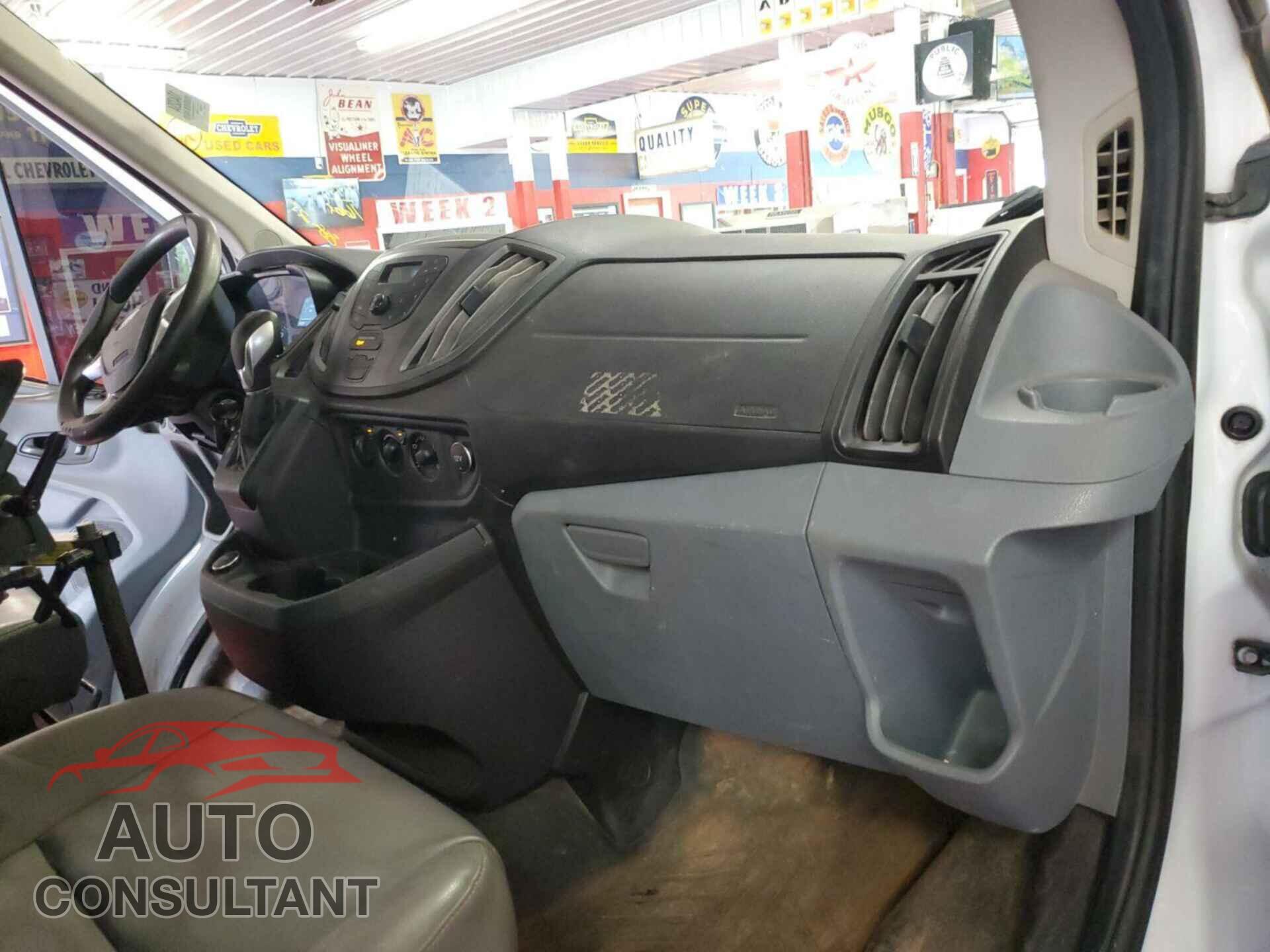 FORD TRANSIT 2017 - 1FTBF4XM4HKB48756