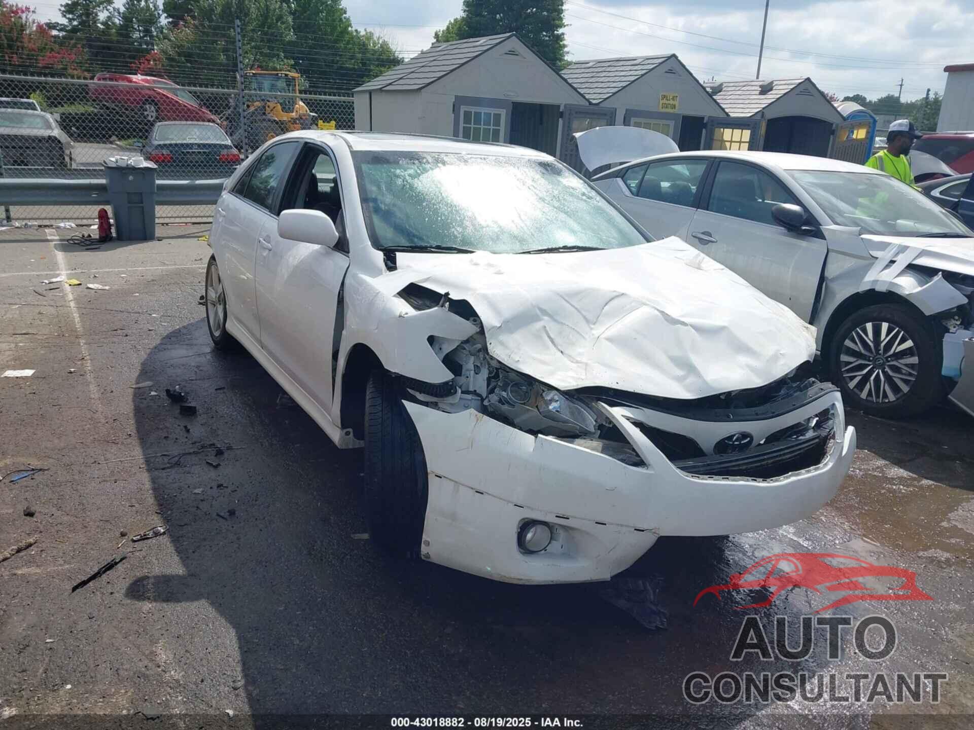 TOYOTA CAMRY 2011 - 4T1BF3EK9BU697615