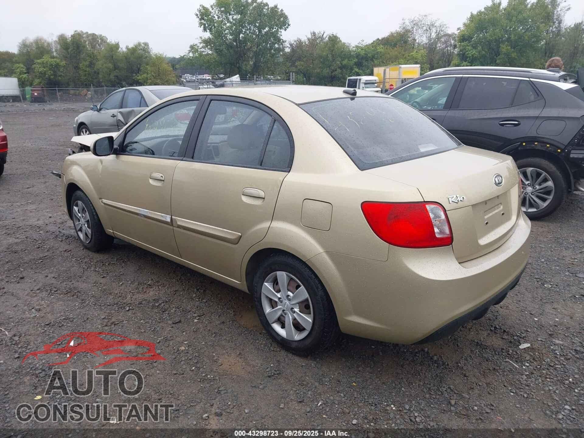 KIA RIO 2010 - KNADH4A35A6638105