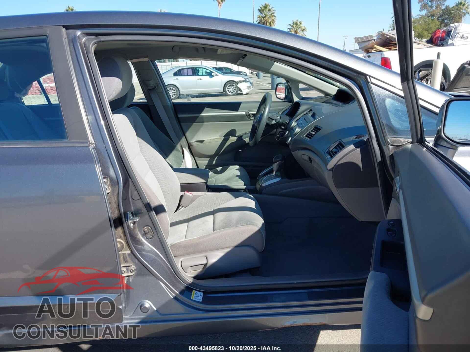 HONDA CIVIC 2010 - 19XFA1F84AE024739