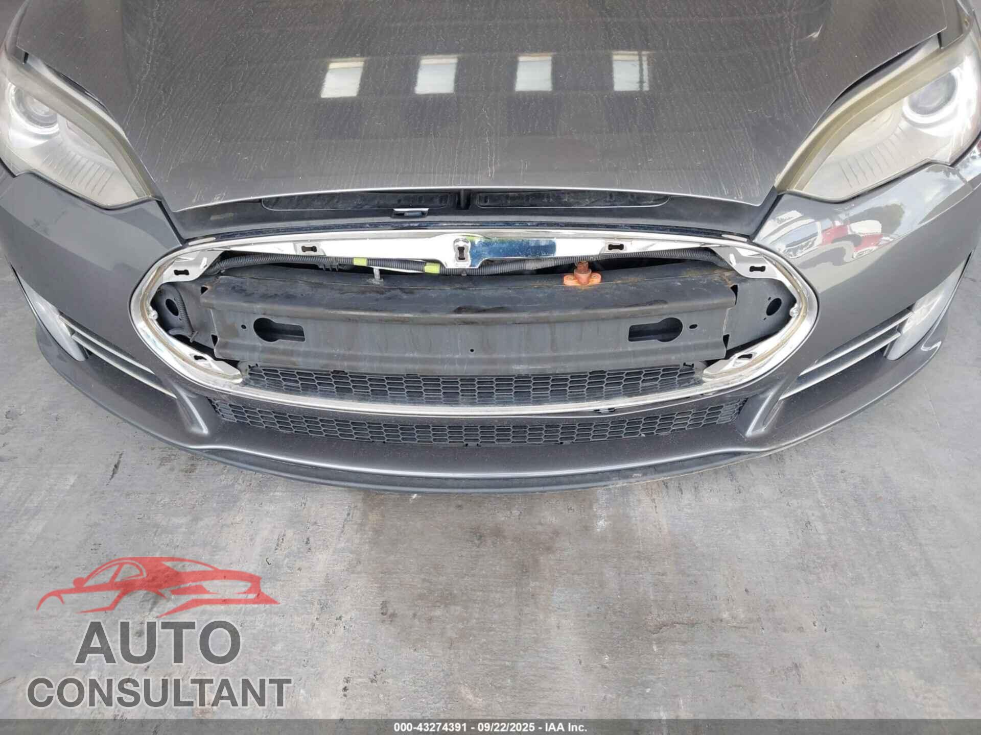 TESLA MODEL S 2013 - 5YJSA1DN5DFP13551