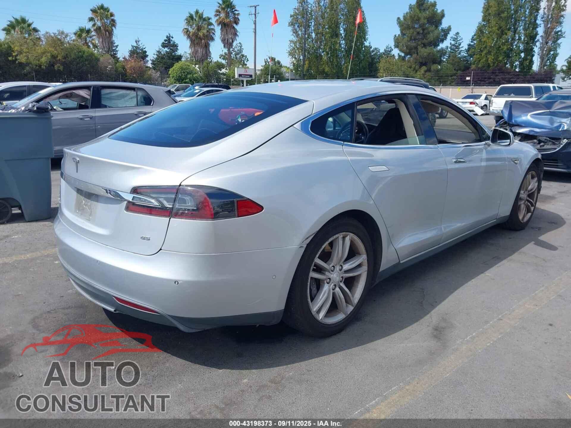 TESLA MODEL S 2014 - 5YJSA1H18EFP21006