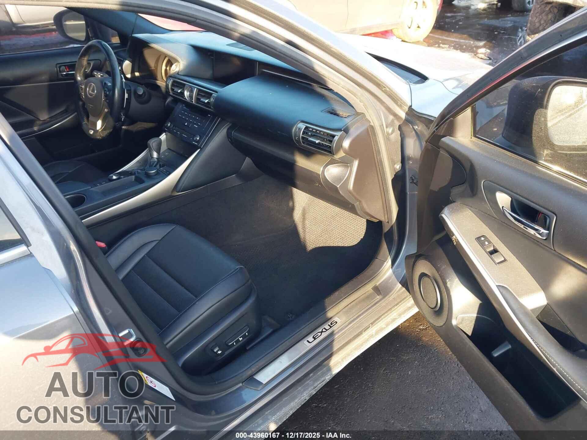 LEXUS IS 250 2015 - JTHBF1D24F5070572