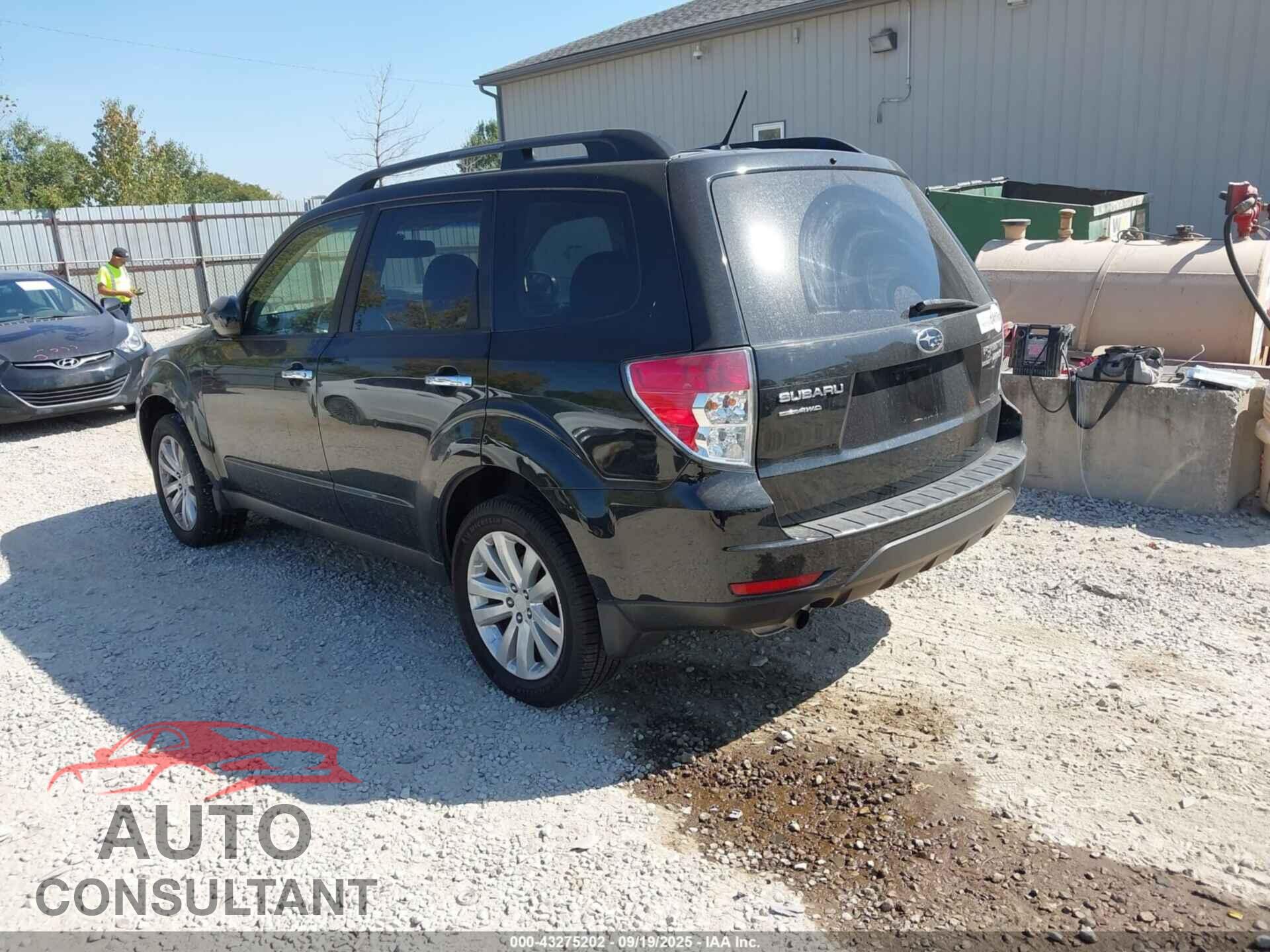 SUBARU FORESTER 2011 - JF2SHADC2BH753501