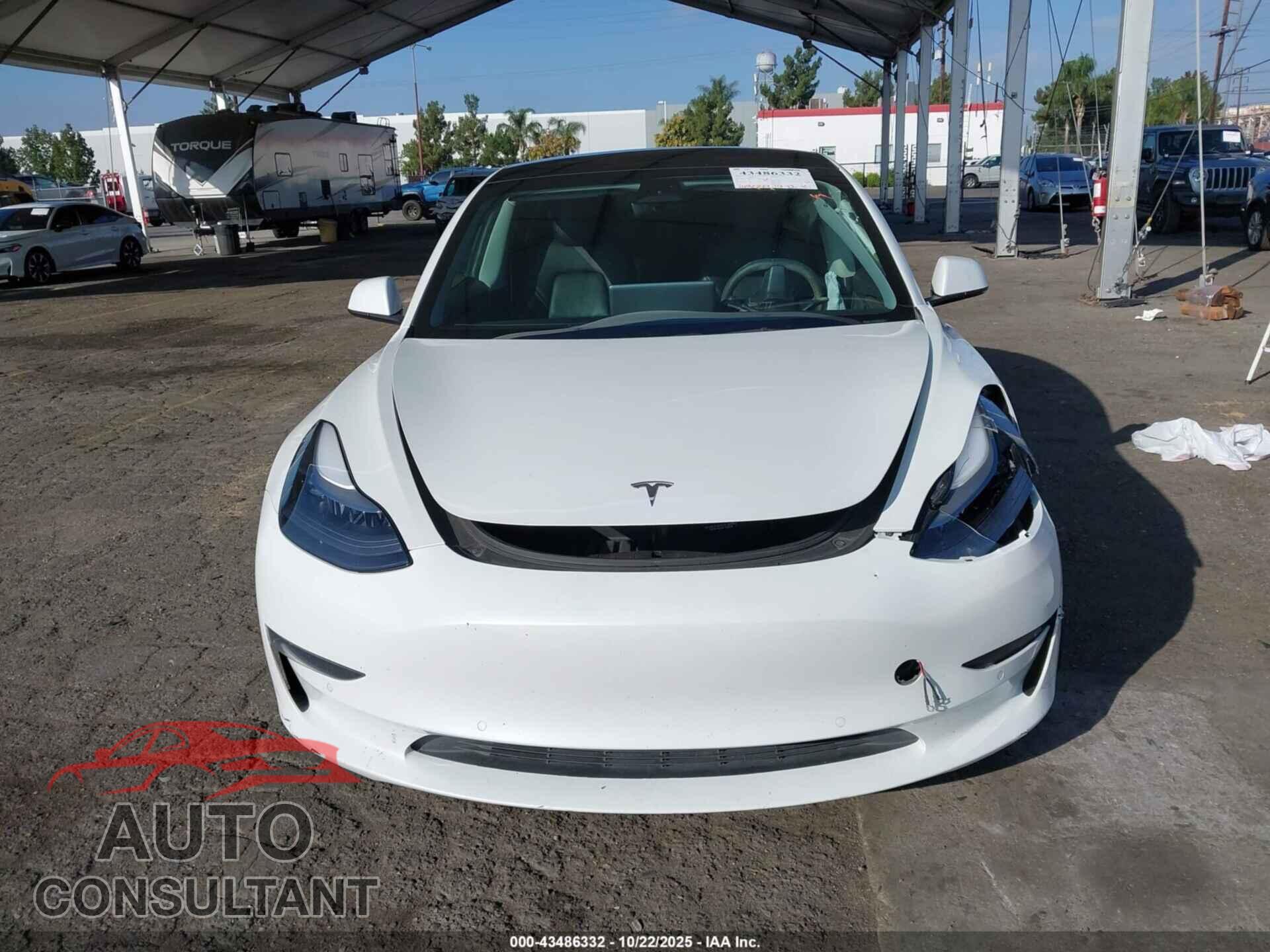 TESLA MODEL 3 2022 - 5YJ3E1EB9NF183244