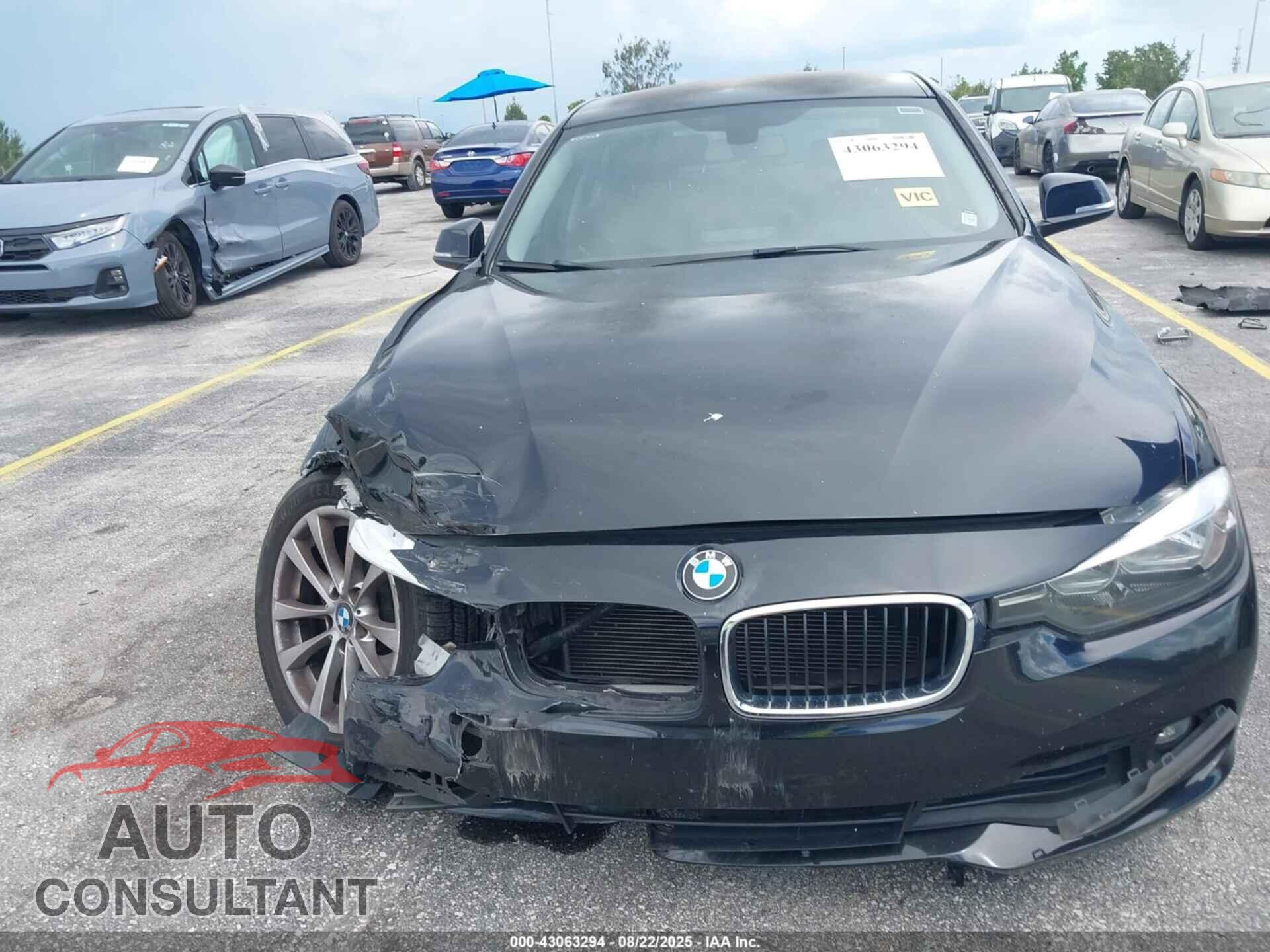 BMW 320I 2016 - WBA8E1G53GNT35565