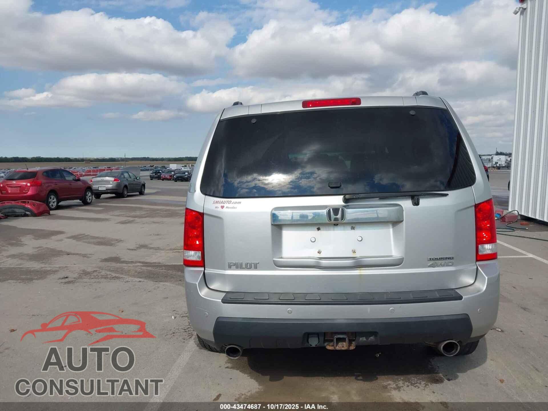 HONDA PILOT 2011 - 5FNYF4H91BB087875