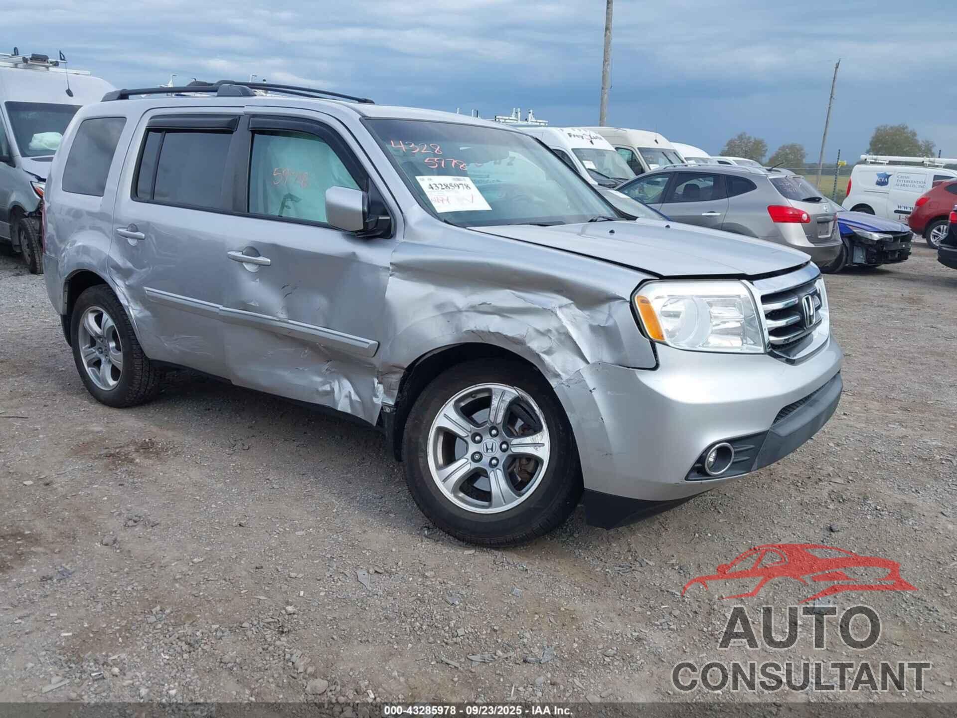 HONDA PILOT 2013 - 5FNYF4H65DB078976