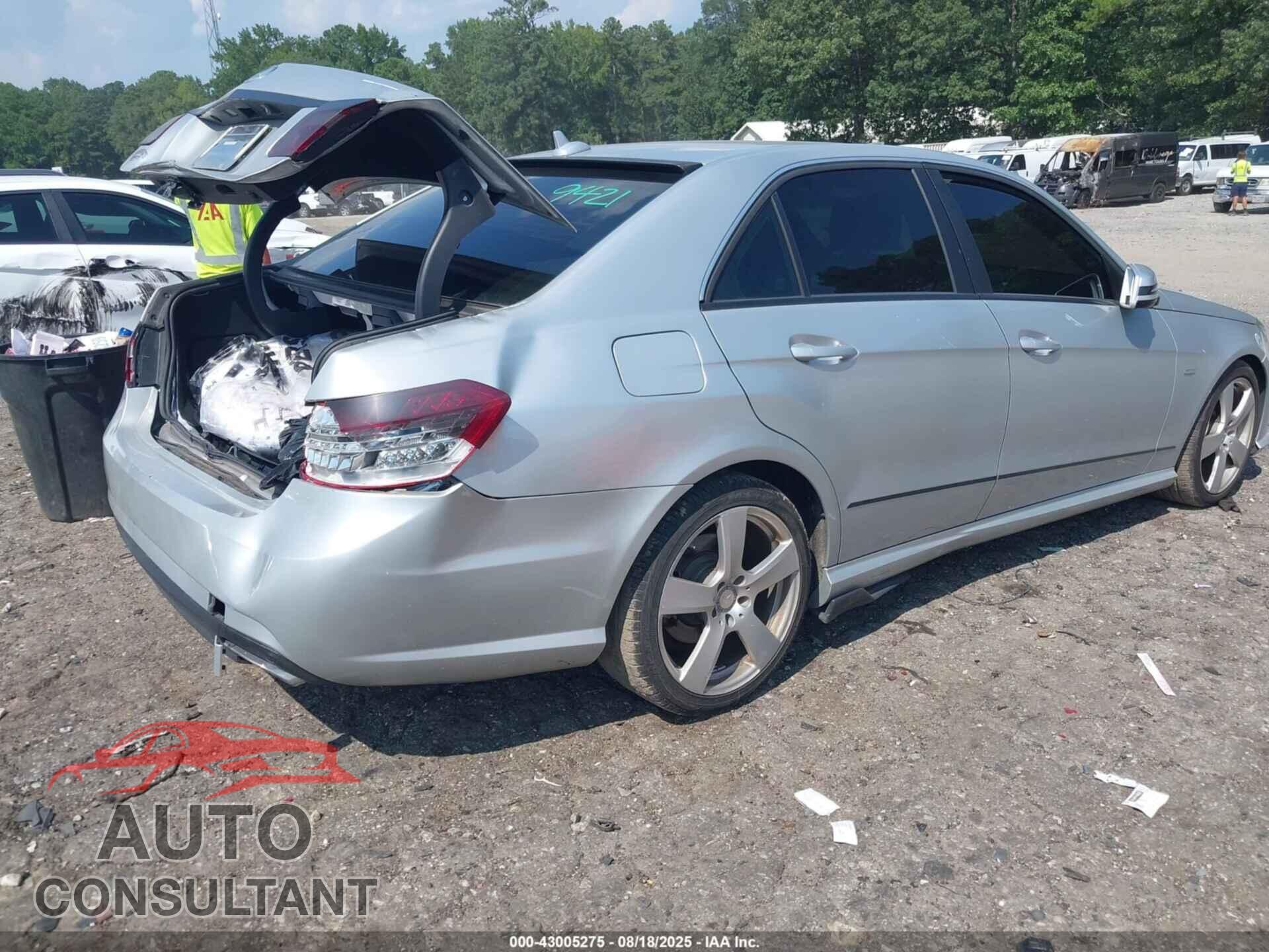 MERCEDES-BENZ E 350 2012 - WDDHF5KB4CA598482