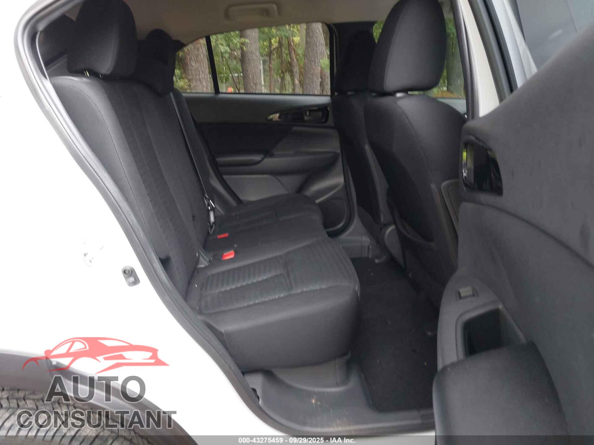 MITSUBISHI ECLIPSE CROSS 2024 - JA4ATVAA9RZ047563