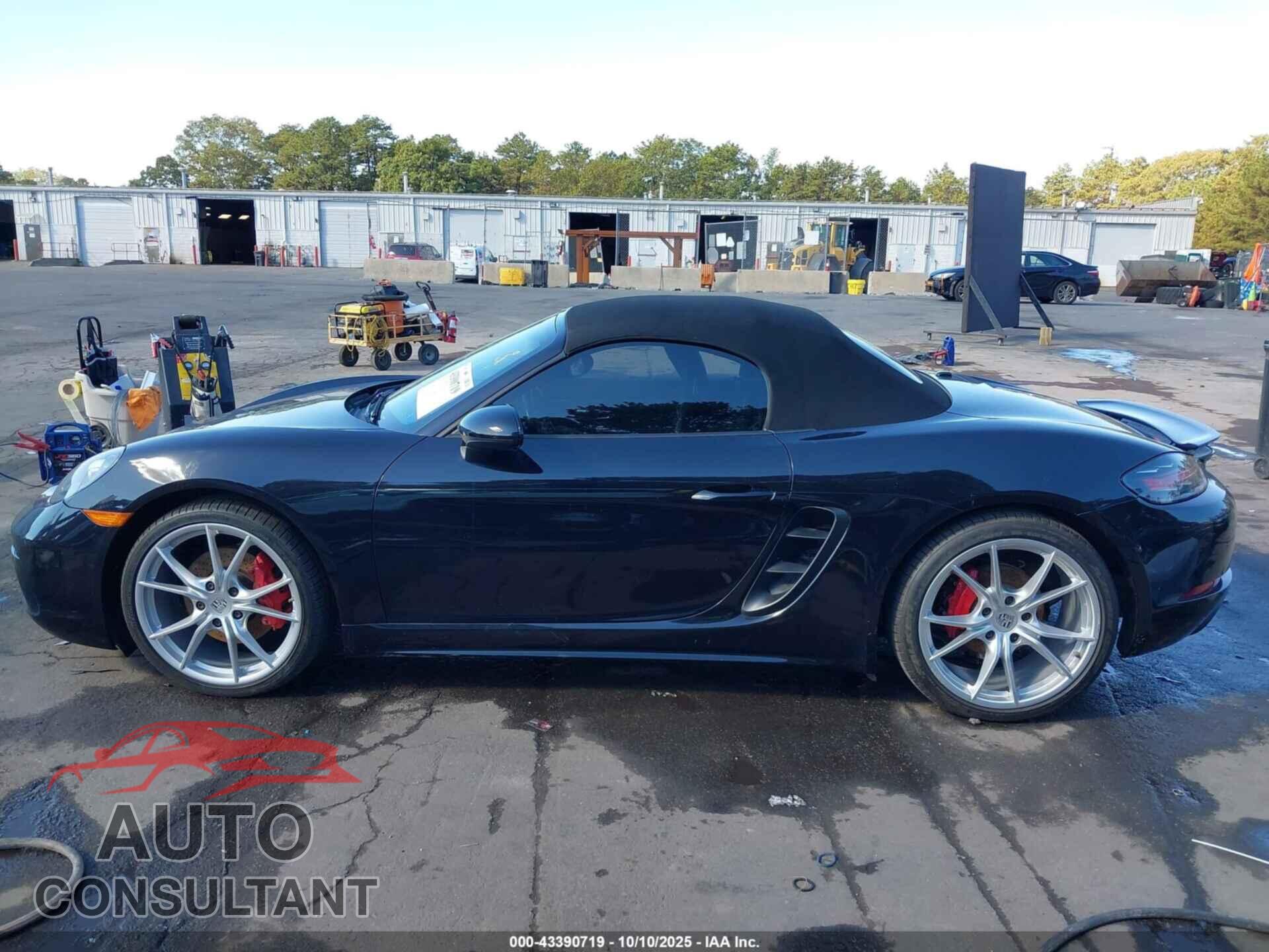 PORSCHE 718 BOXSTER 2018 - WP0CA2A88JS210426