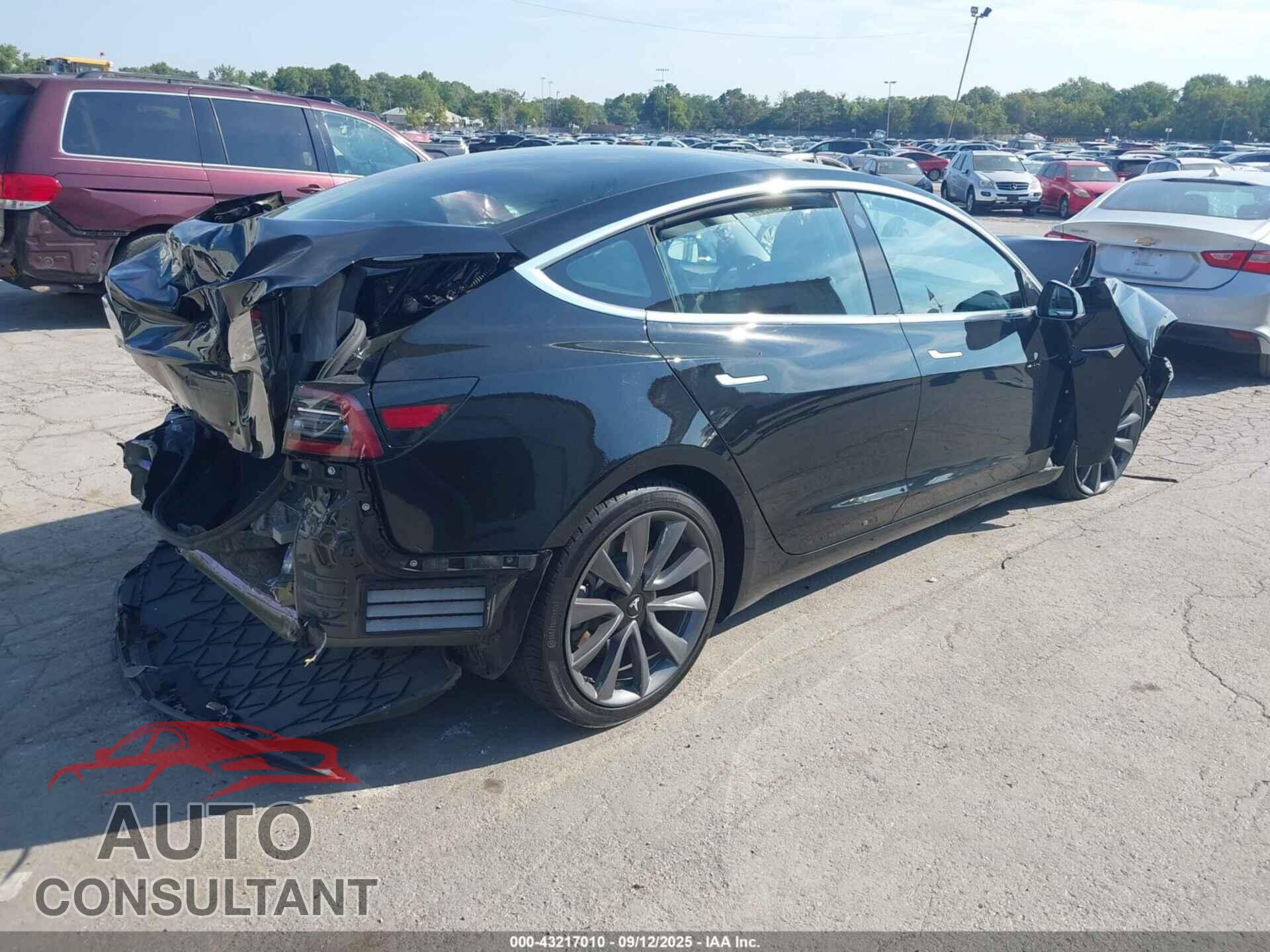 TESLA MODEL 3 2018 - 5YJ3E1EA7JF135825