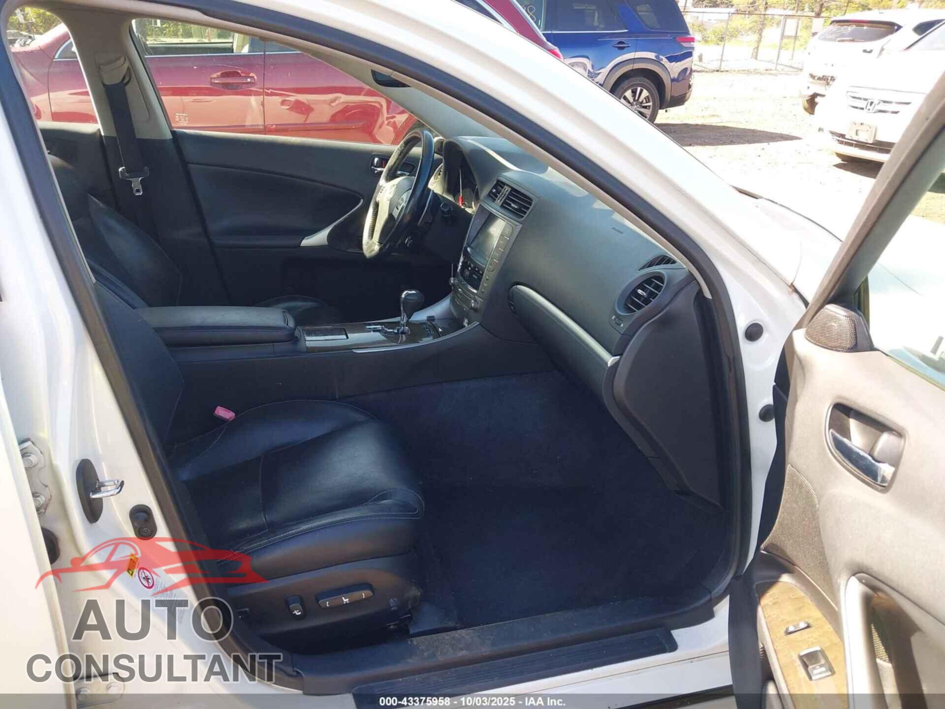 LEXUS IS 250 2013 - JTHCF5C21D5062004