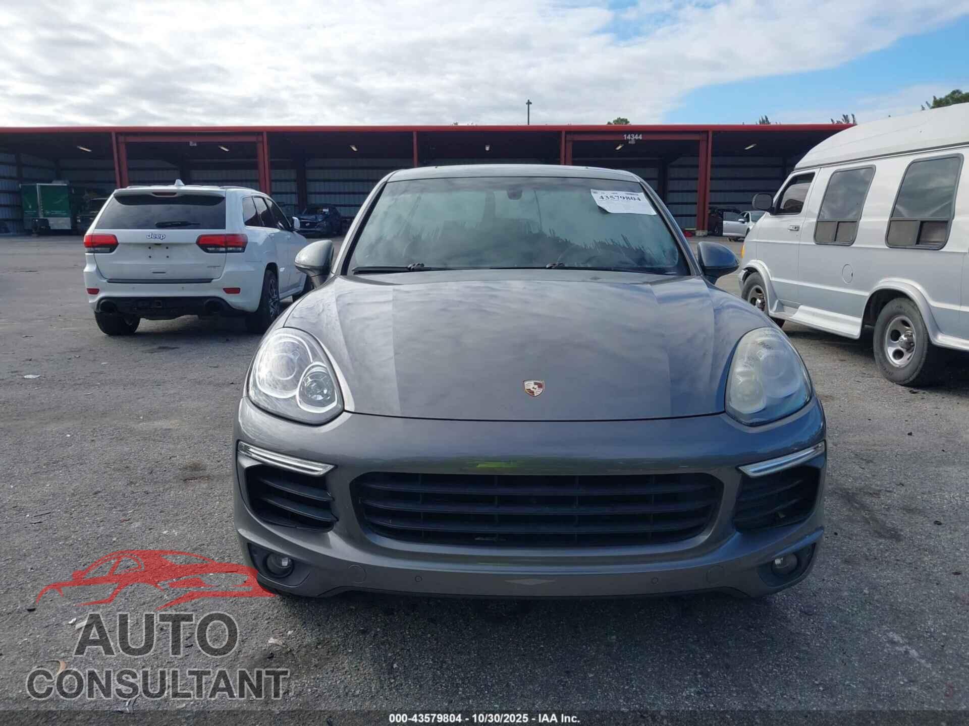 PORSCHE CAYENNE 2016 - WP1AA2A26GKA09005