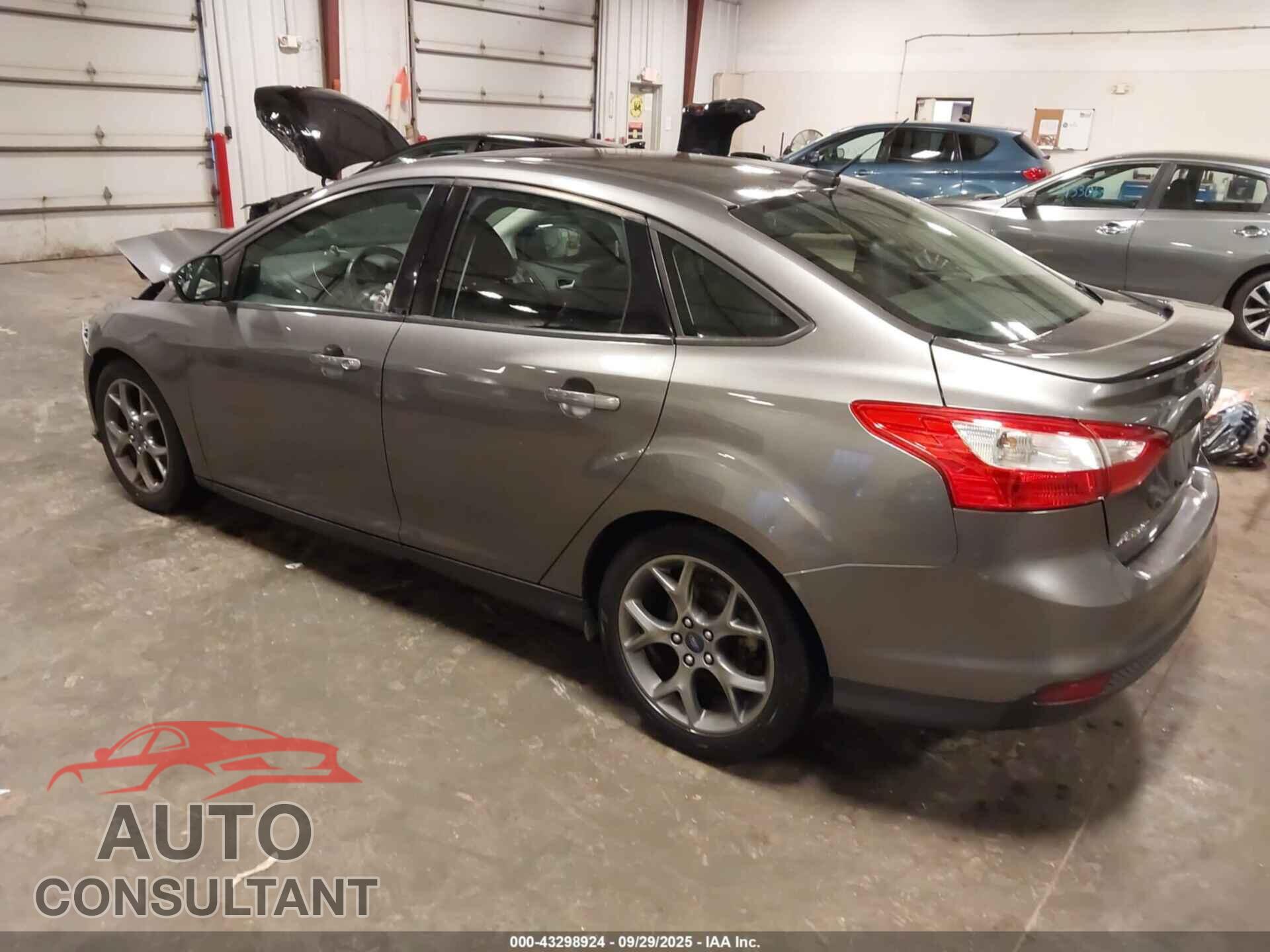 FORD FOCUS 2014 - 1FADP3F24EL169277