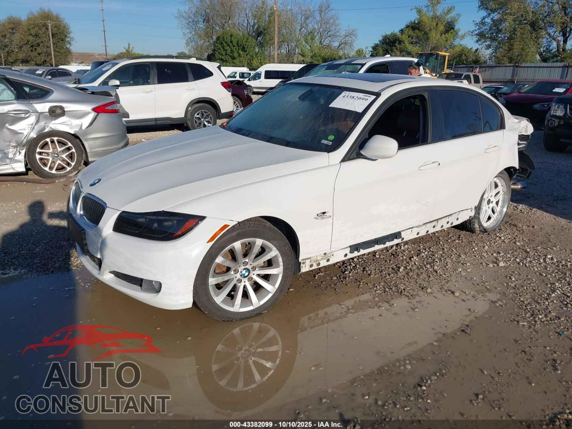 BMW 328I 2011 - WBAPH7C53BE852076