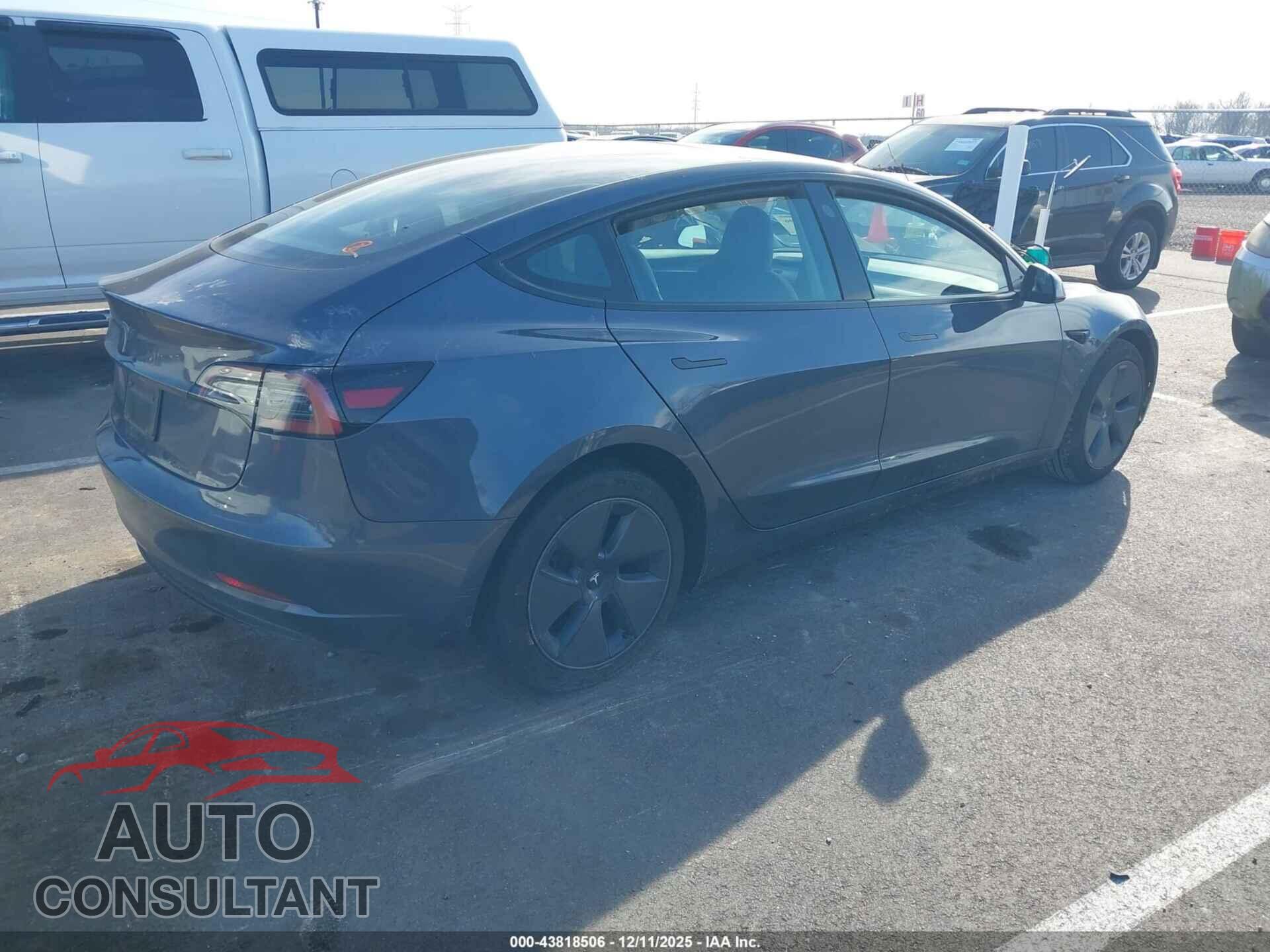 TESLA MODEL 3 2023 - 5YJ3E1EA0PF662632