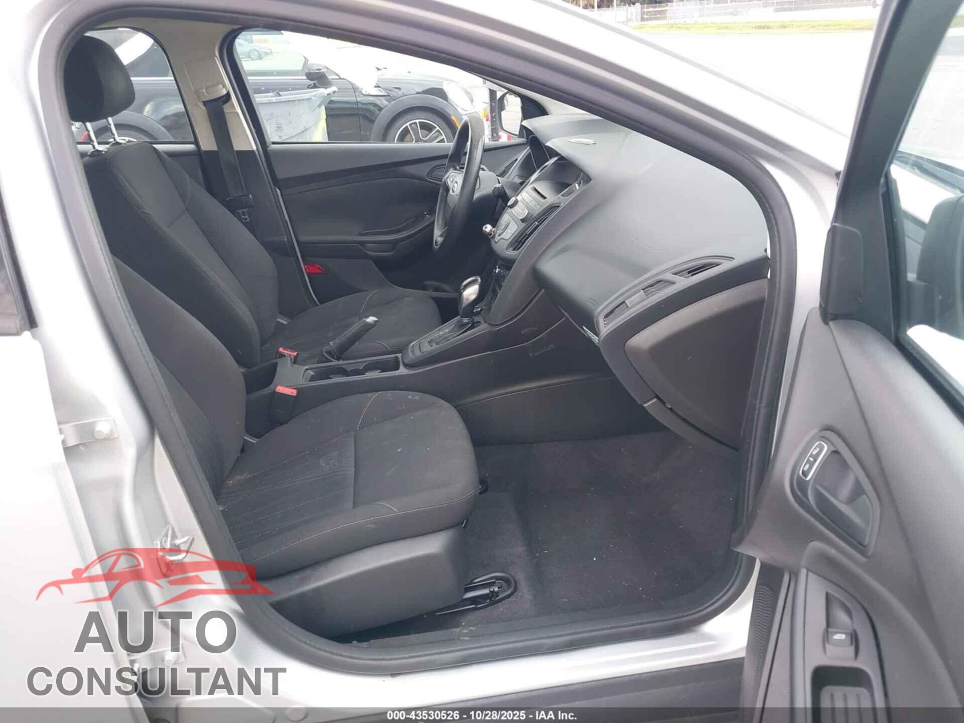 FORD FOCUS 2016 - 1FADP3E22GL366114