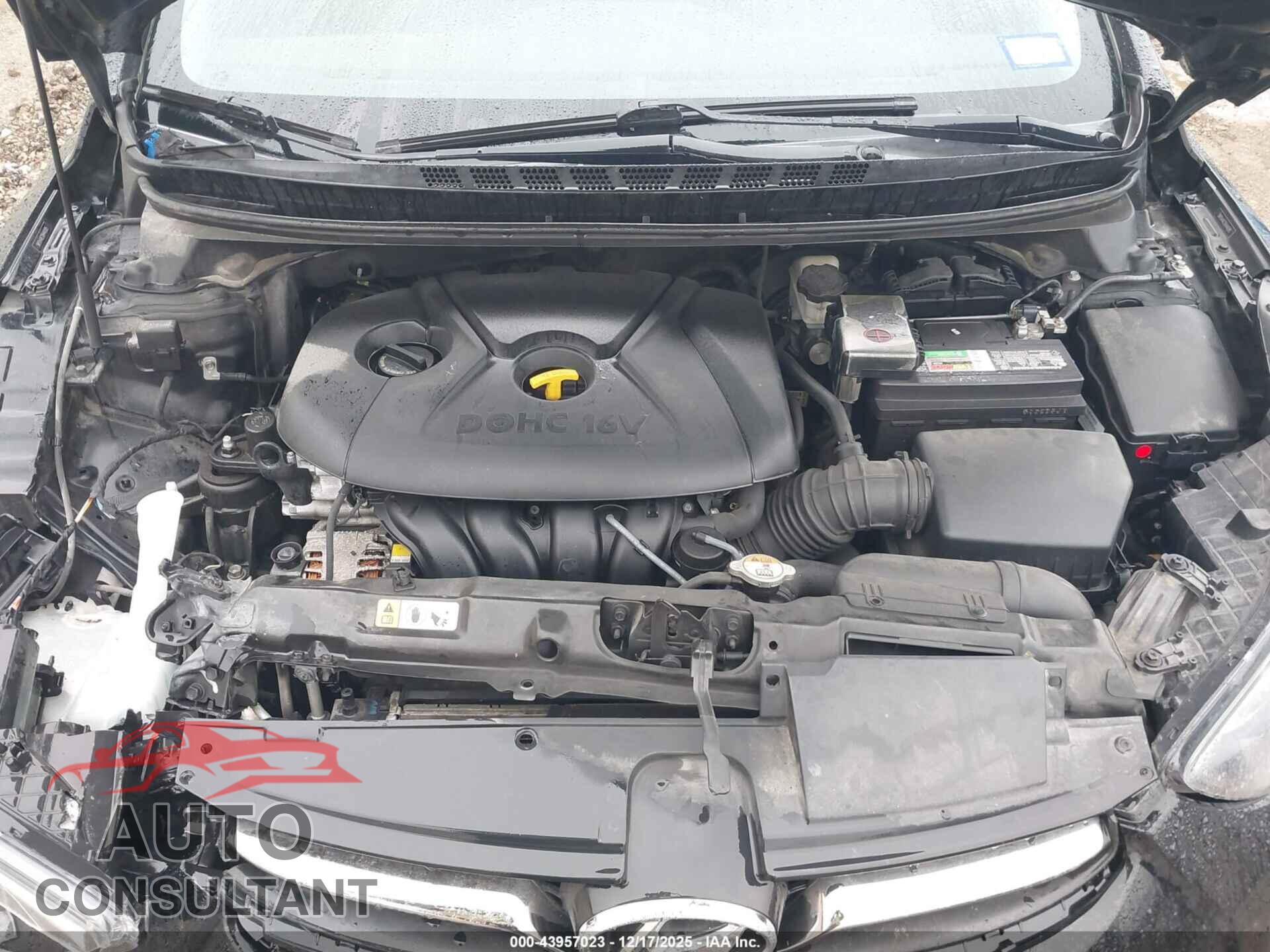 HYUNDAI ELANTRA 2013 - 5NPDH4AE2DH440385