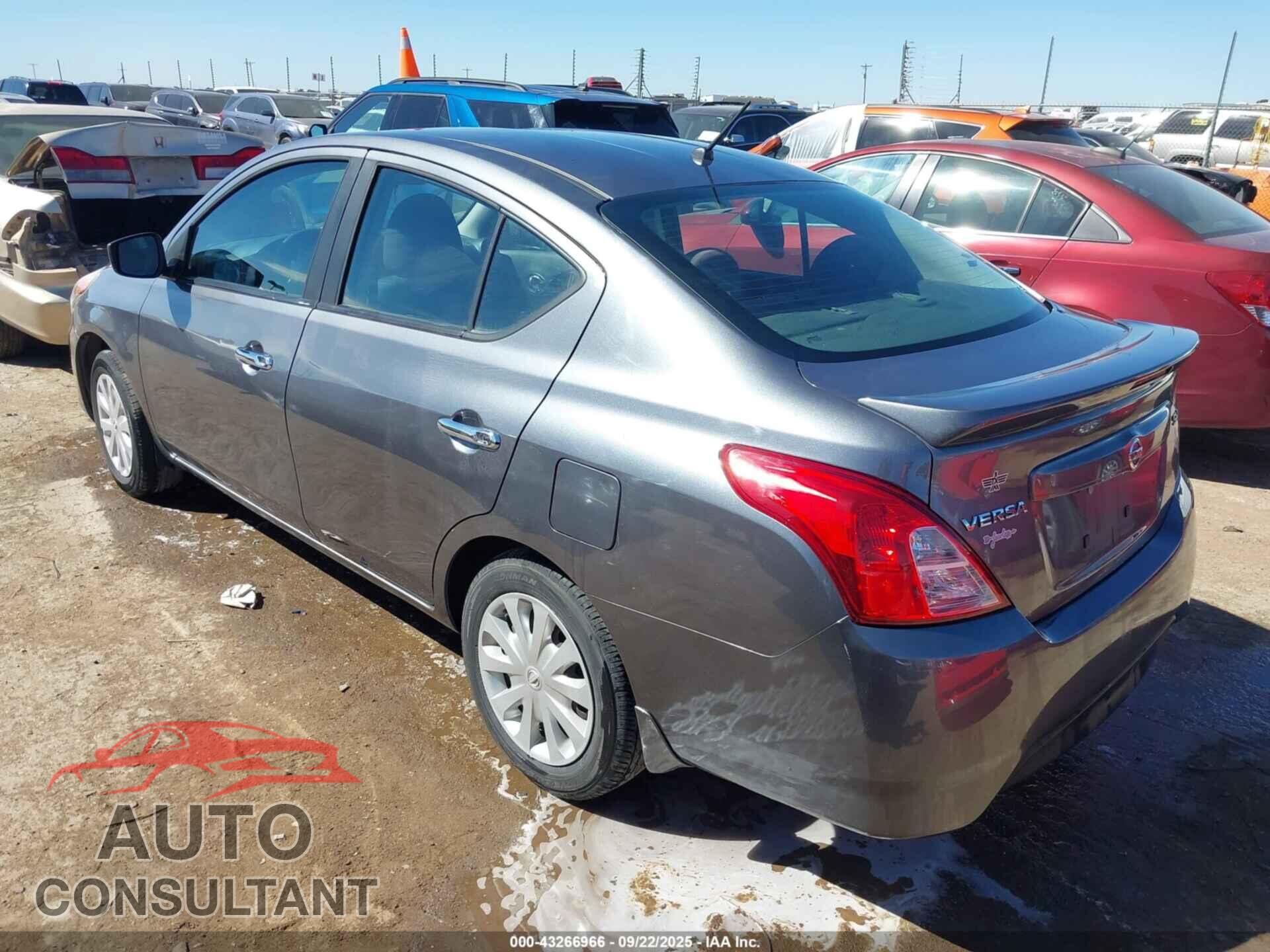 NISSAN VERSA 2019 - 3N1CN7AP3KL838549