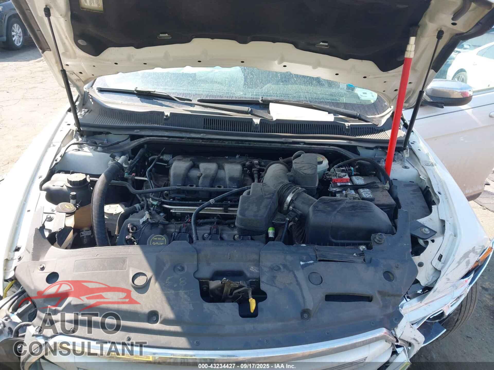 FORD TAURUS 2015 - 1FAHP2F84FG102611